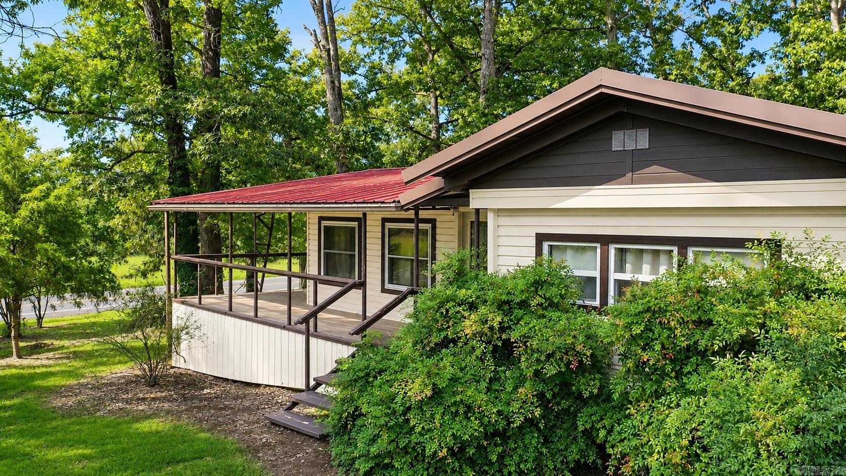 715 N Hwy 27  Story, AR
