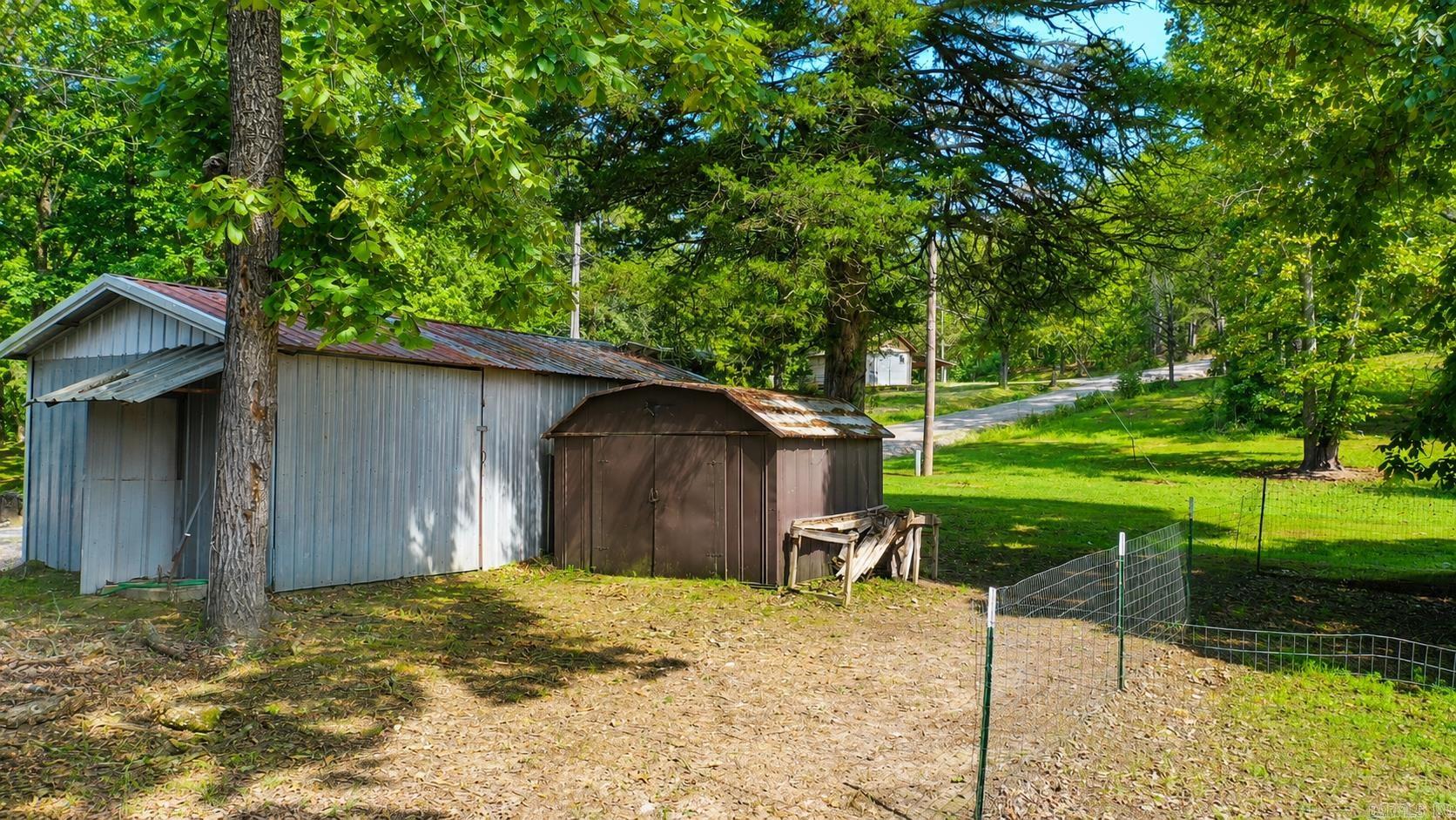 715 N Hwy 27  Story, AR