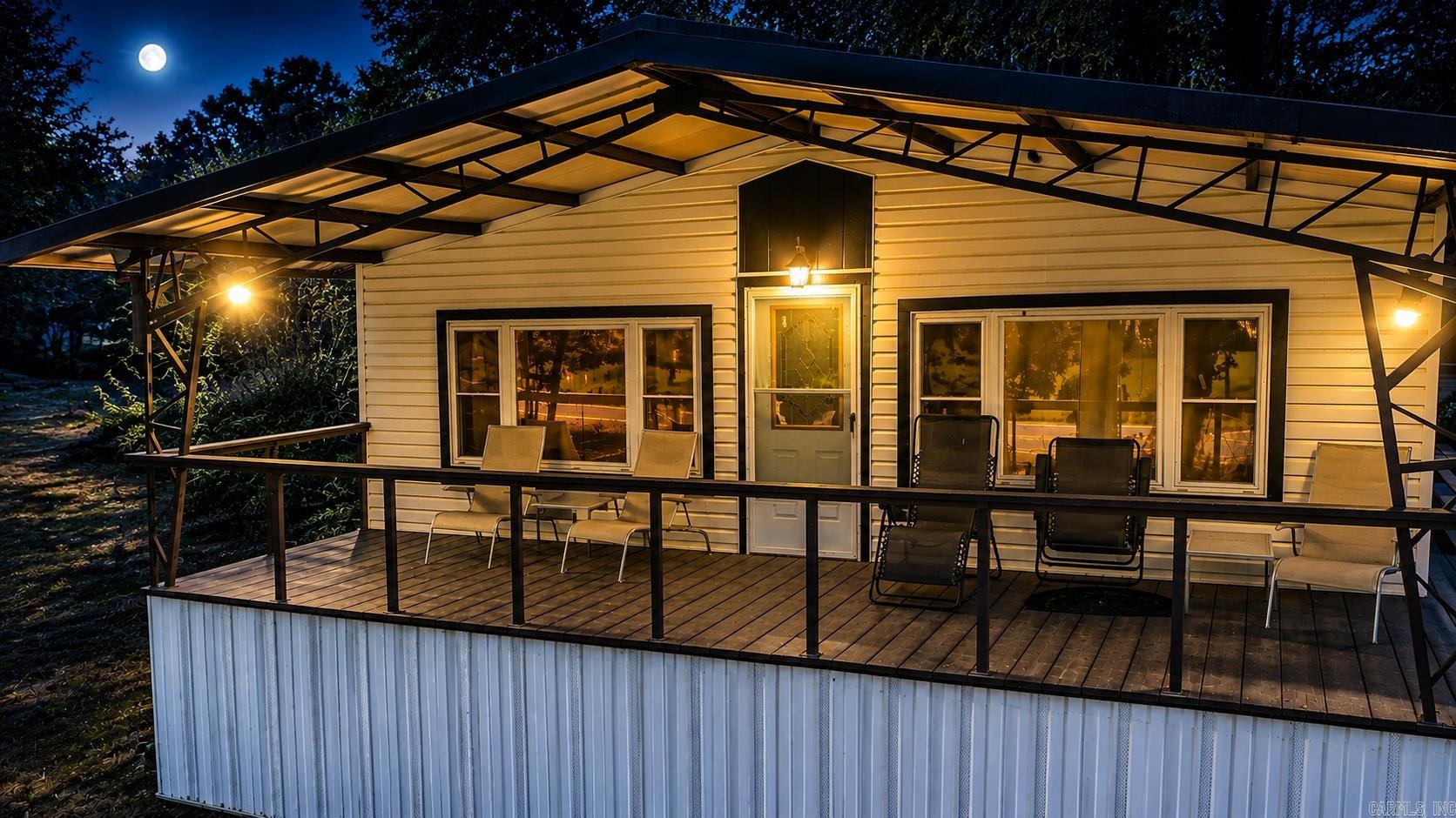 715 N Hwy 27  Story, AR