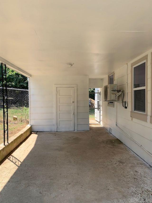 665 W 3rd  Newark, AR