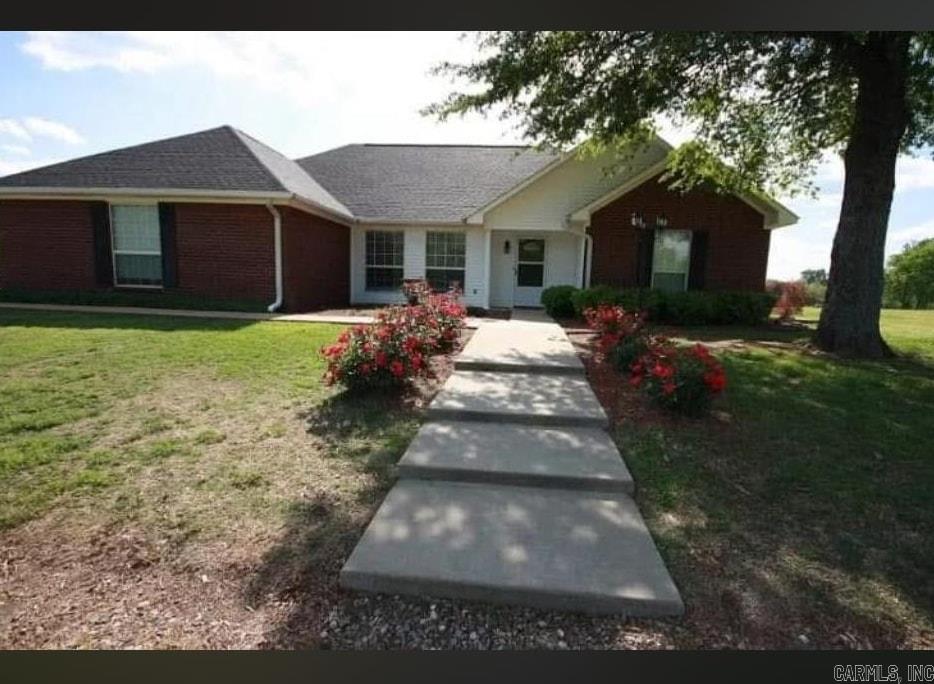 115  Stone Lake  Nashville, AR