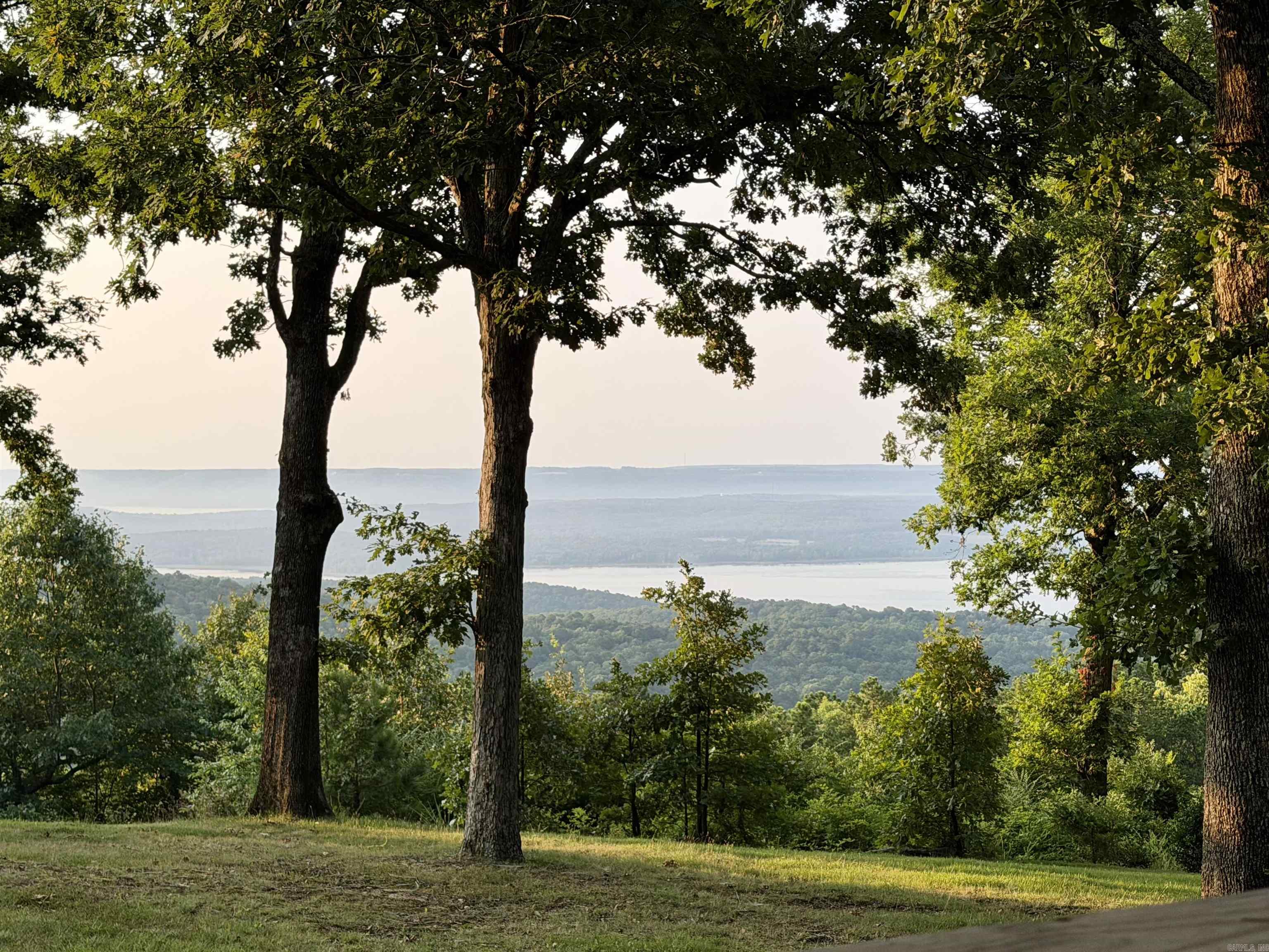 211 Chelsea  Fairfield Bay, AR