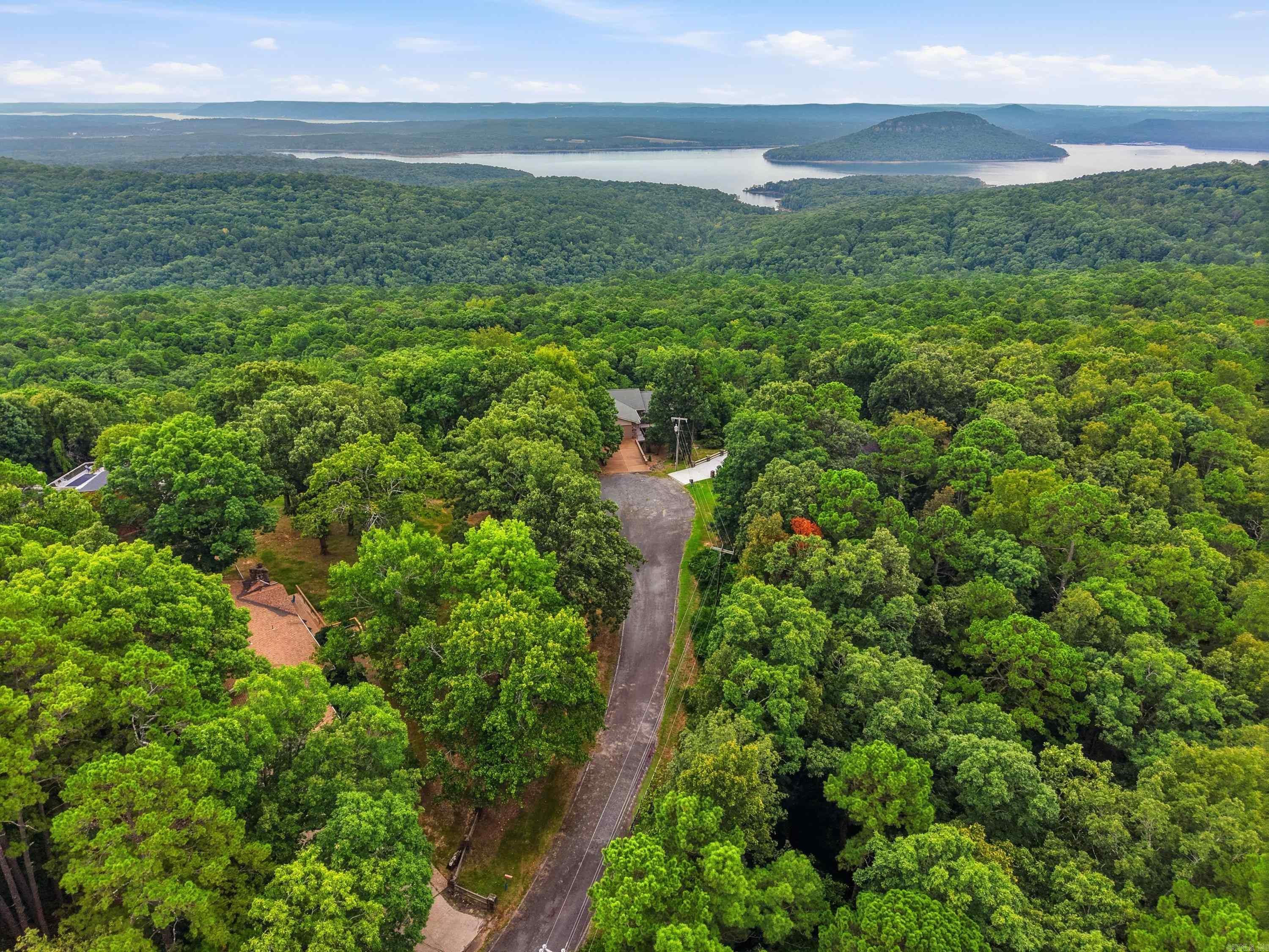 211 Chelsea  Fairfield Bay, AR