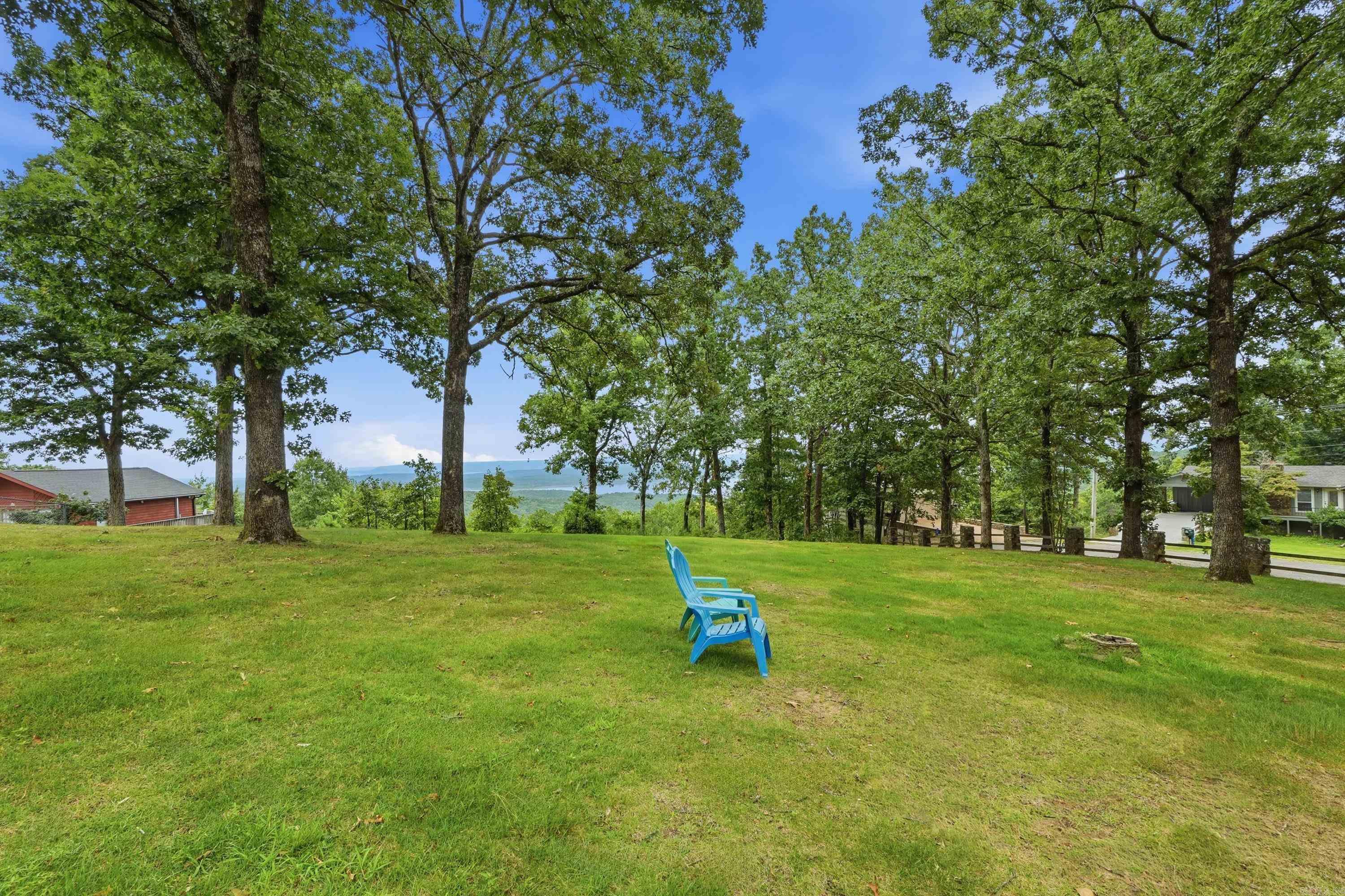 211 Chelsea  Fairfield Bay, AR