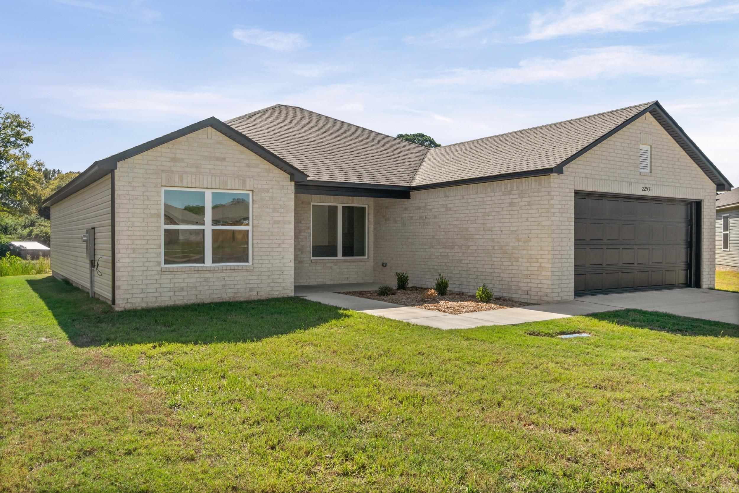 2253 Sam Tillery Drive — photo 3
