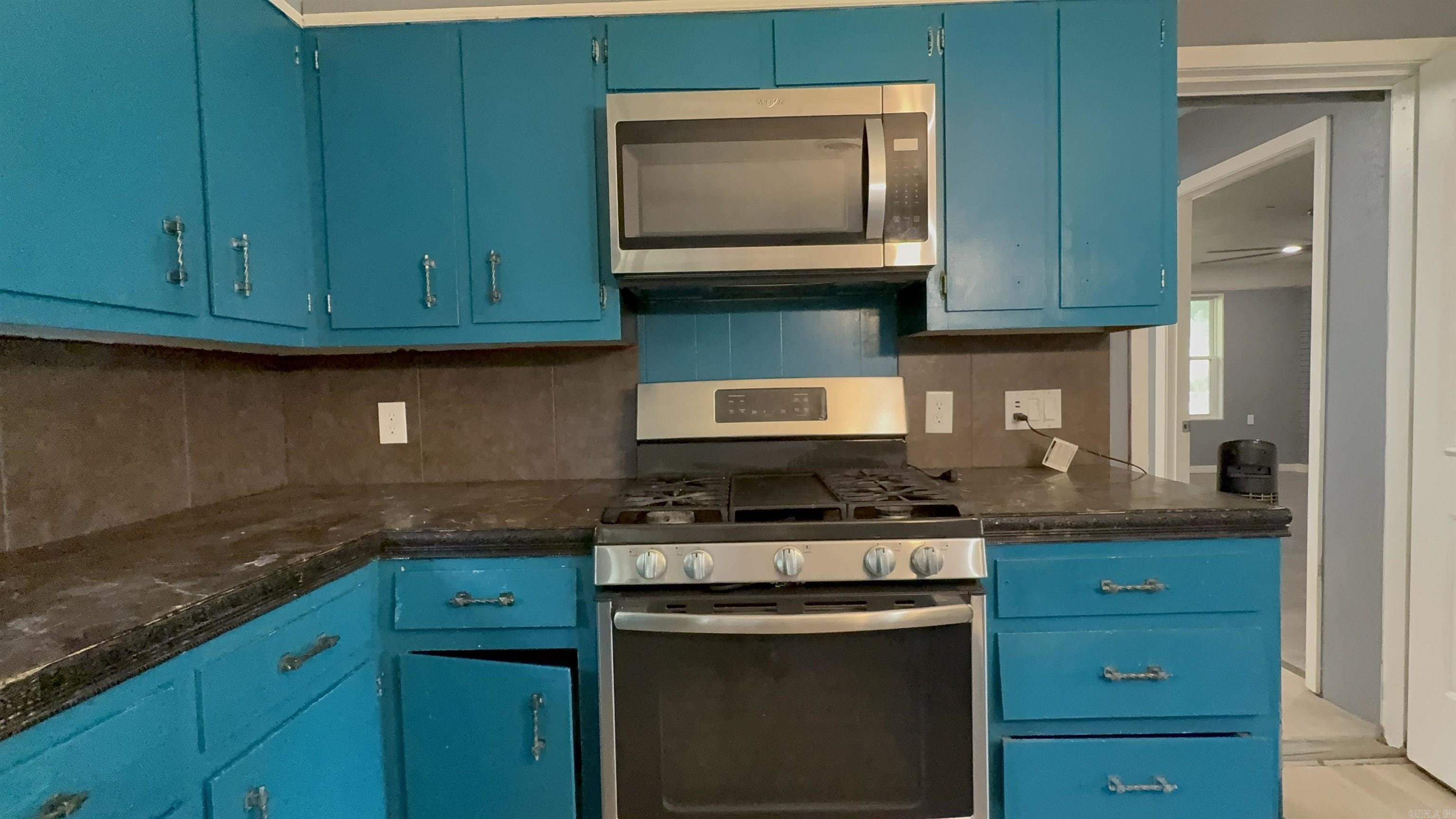216 Sulcer  Palestine, AR