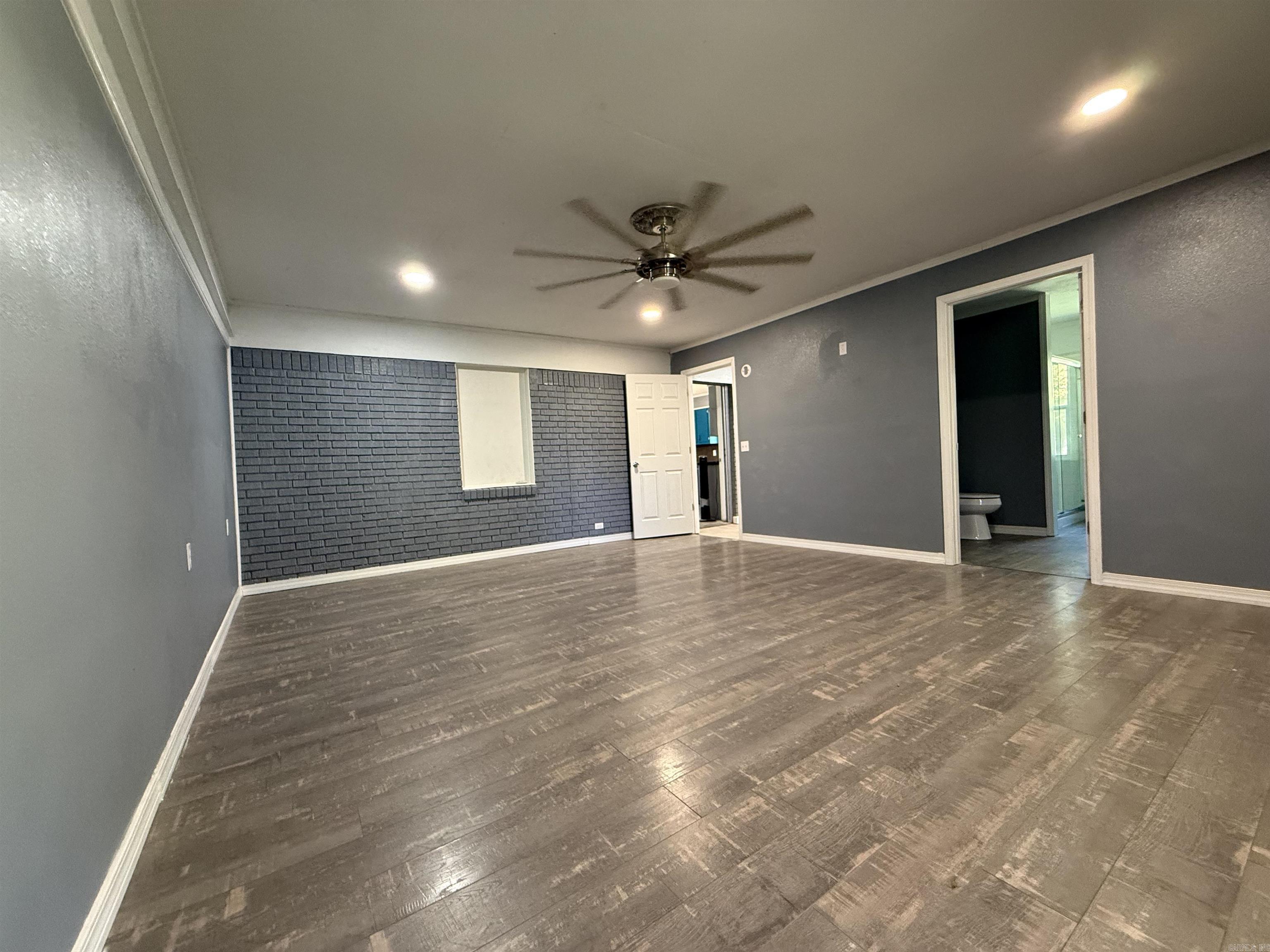 216 Sulcer  Palestine, AR