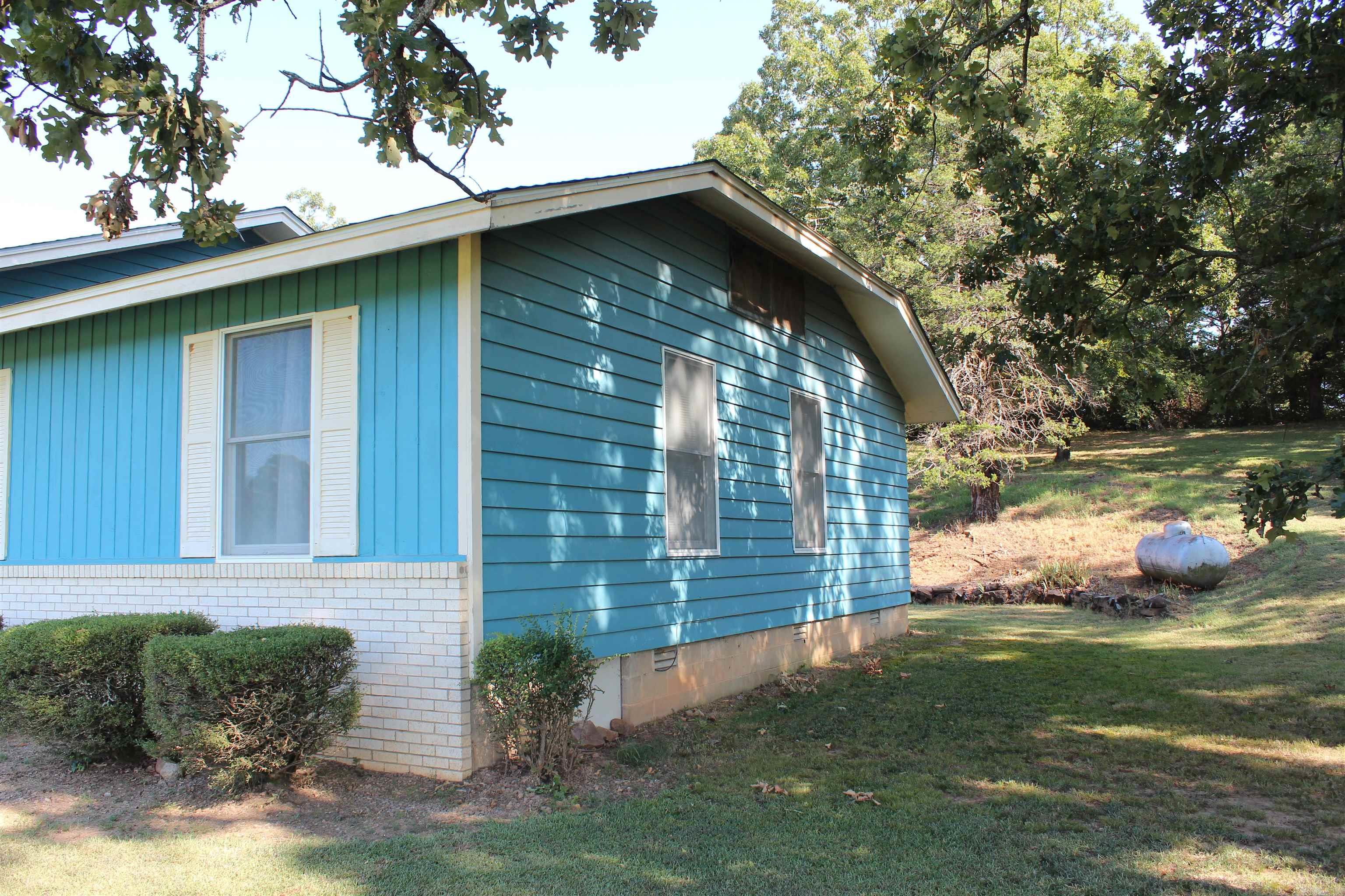 10302 Fisher  Havana, AR