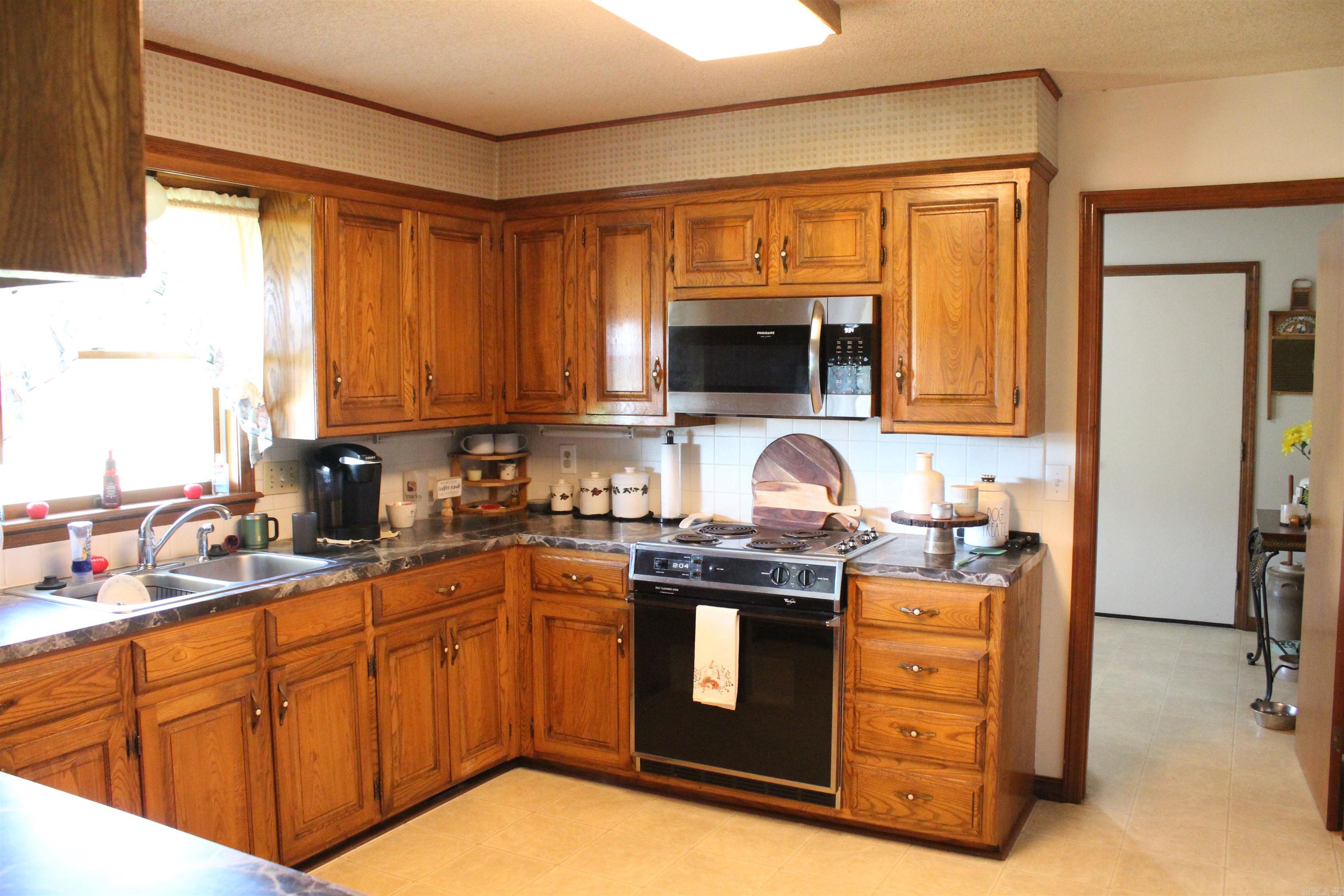 10302 Fisher  Havana, AR