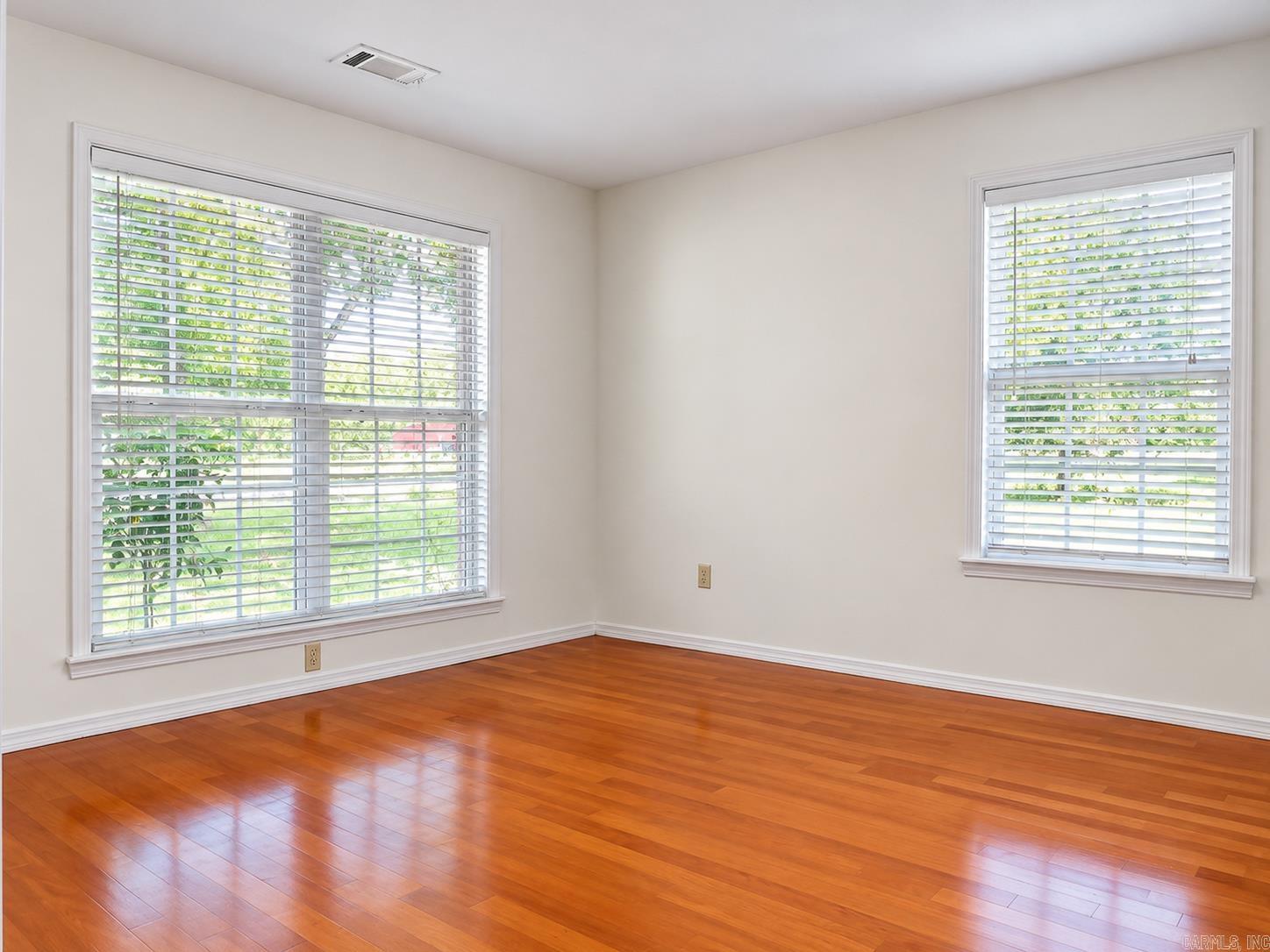 106 Cedar Valley  El Paso, AR