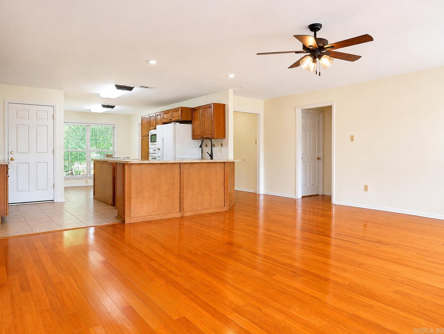 106 Cedar Valley  El Paso, AR