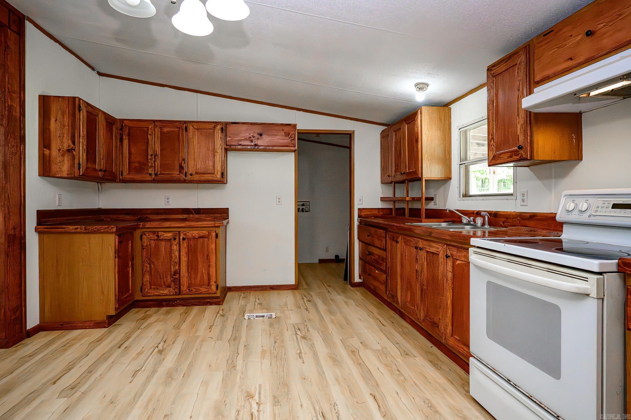 132 Polk Road 676  Mena, AR
