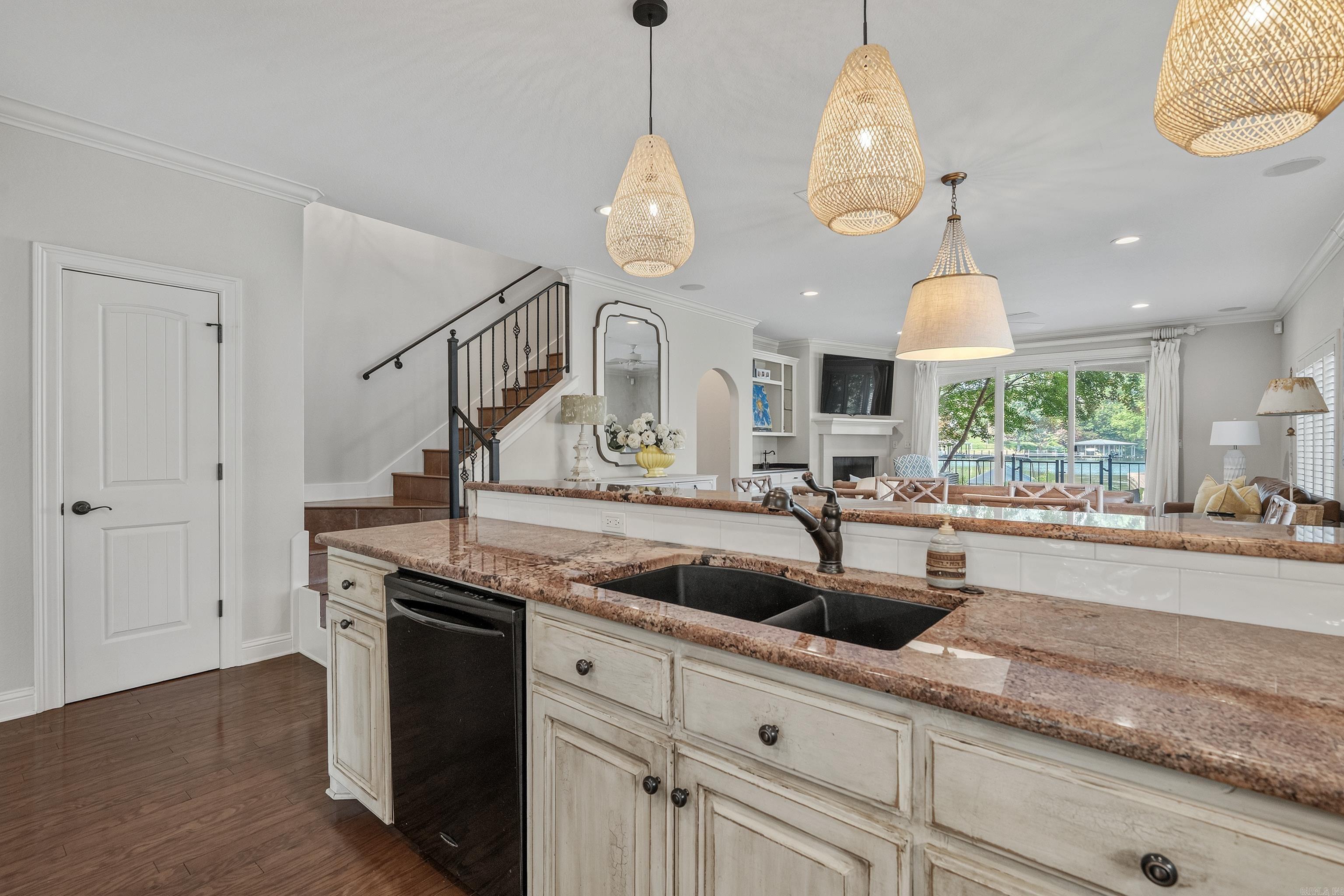 217 Farrs Landing  Hot Springs, AR