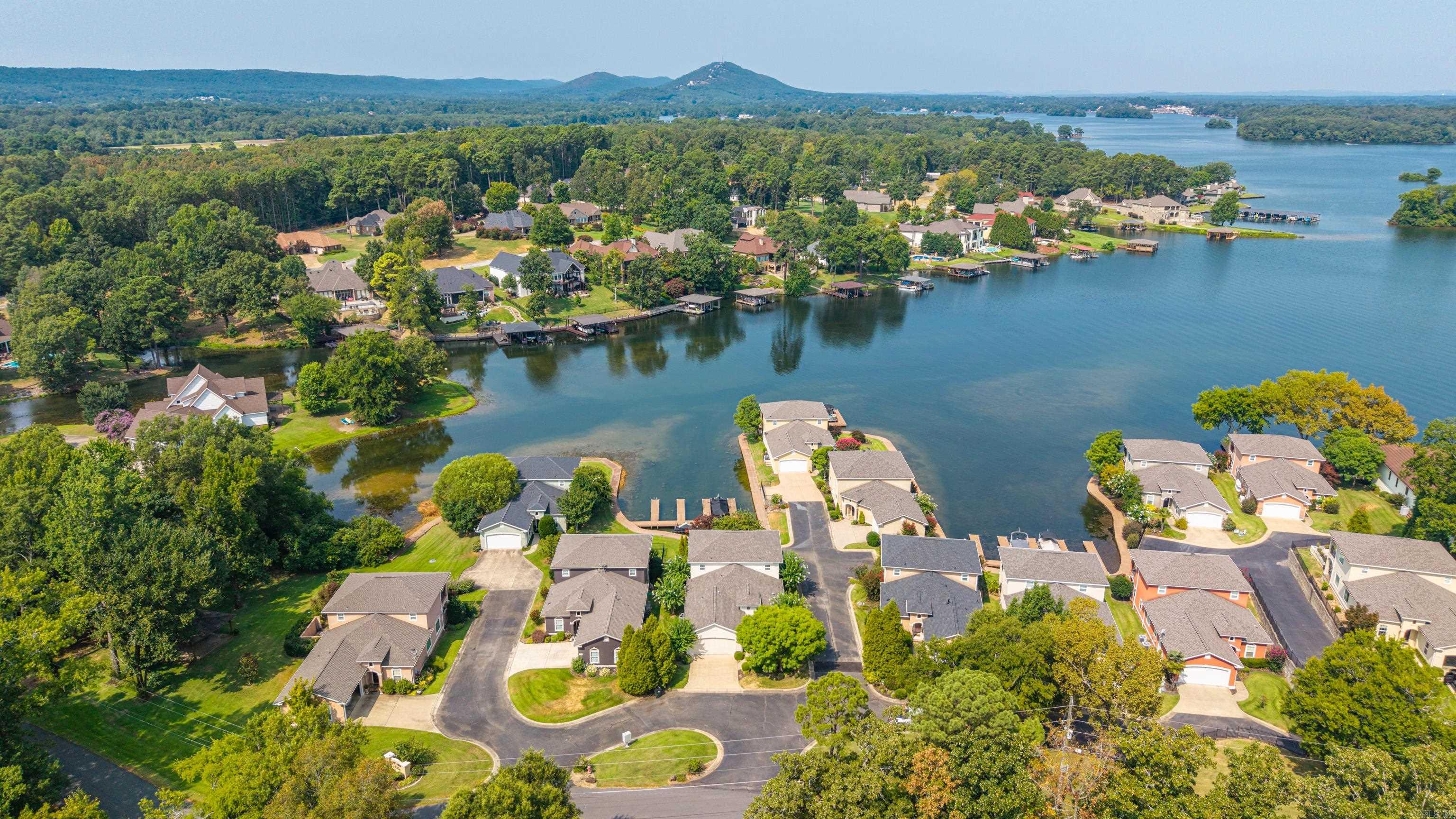 217 Farrs Landing  Hot Springs, AR