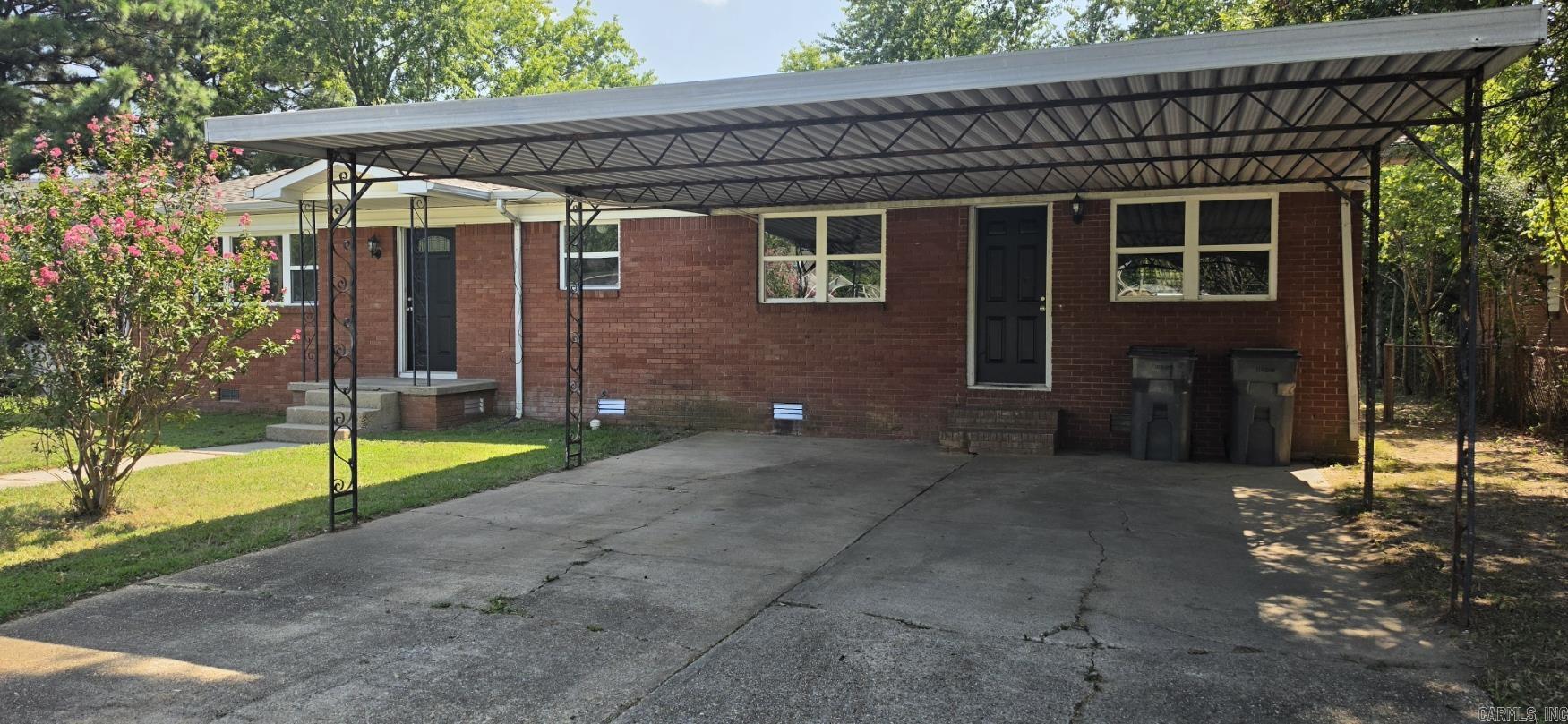 607 N 10th St  Paragould, AR