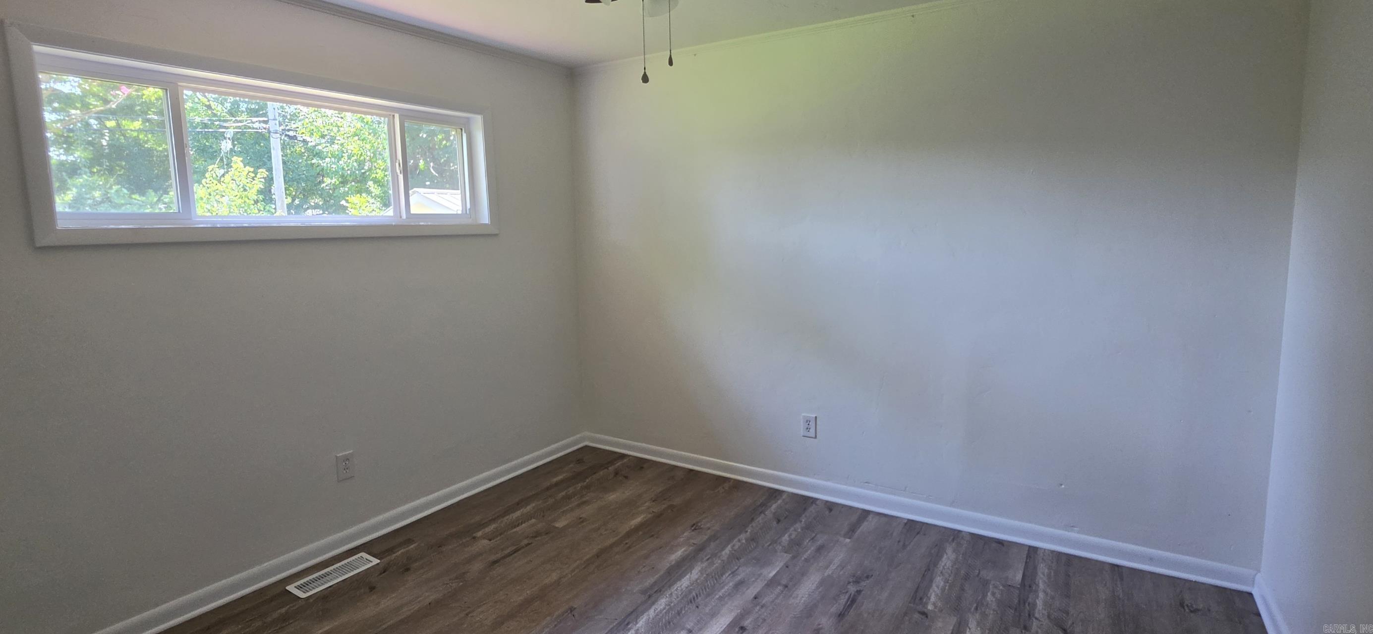 607 N 10th St  Paragould, AR