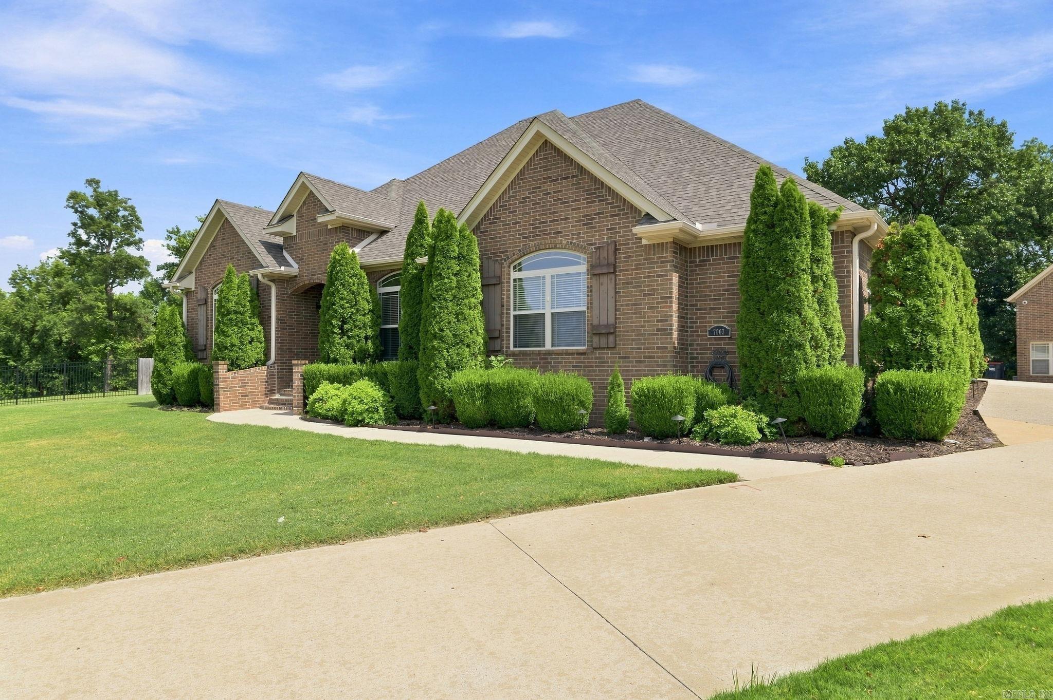 7003 Sunset Ridge Cir  Springdale, AR
