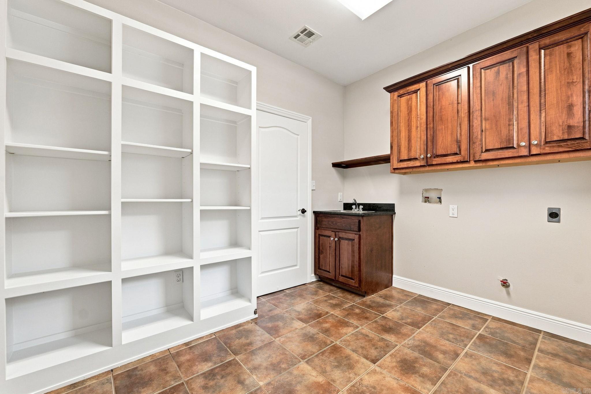 7003 Sunset Ridge Cir  Springdale, AR