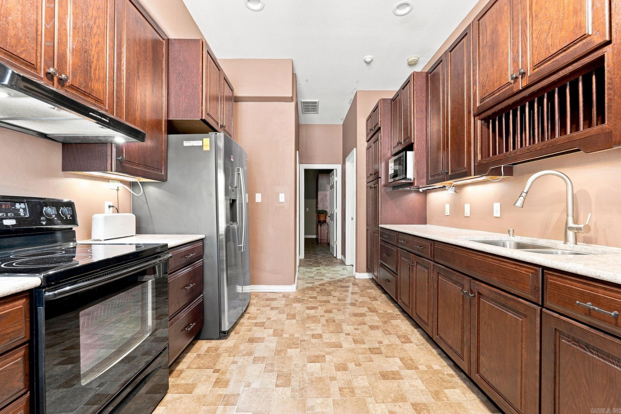 7003 Sunset Ridge Cir  Springdale, AR