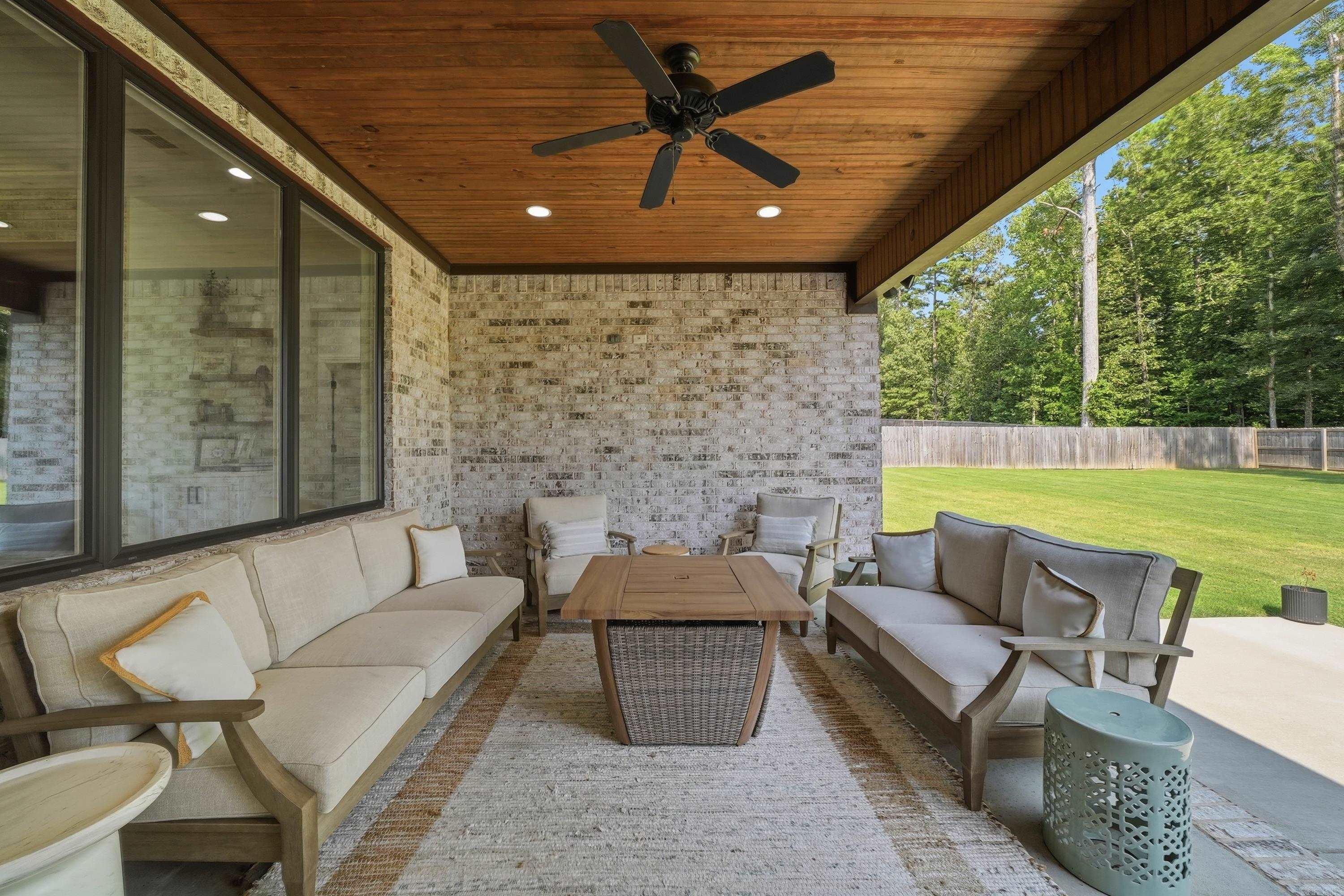 365 Oak Tree Ridge Sheridan, AR 72150