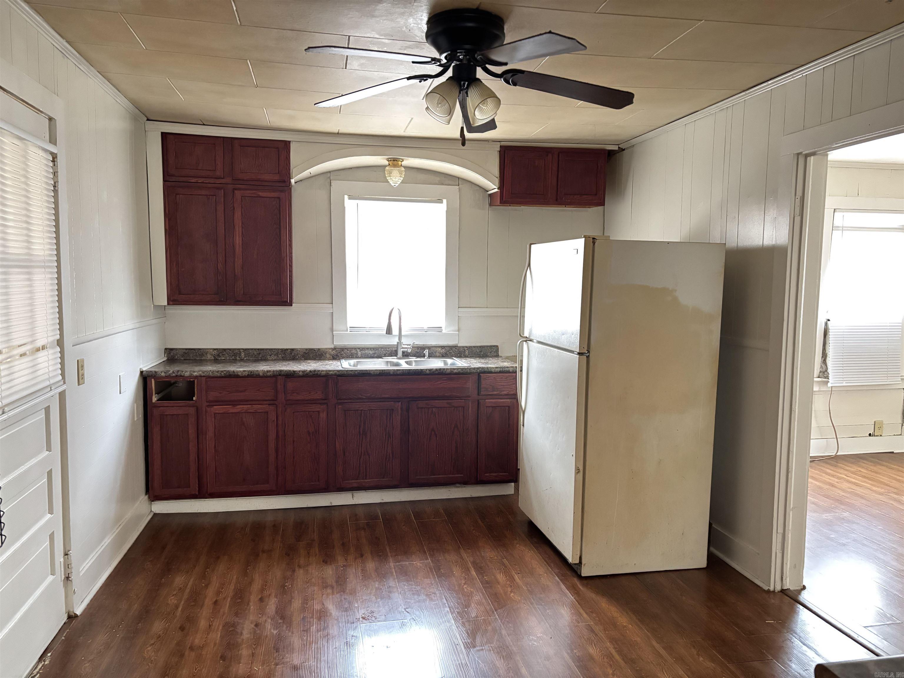 217 W 3rd St.  Rector, AR