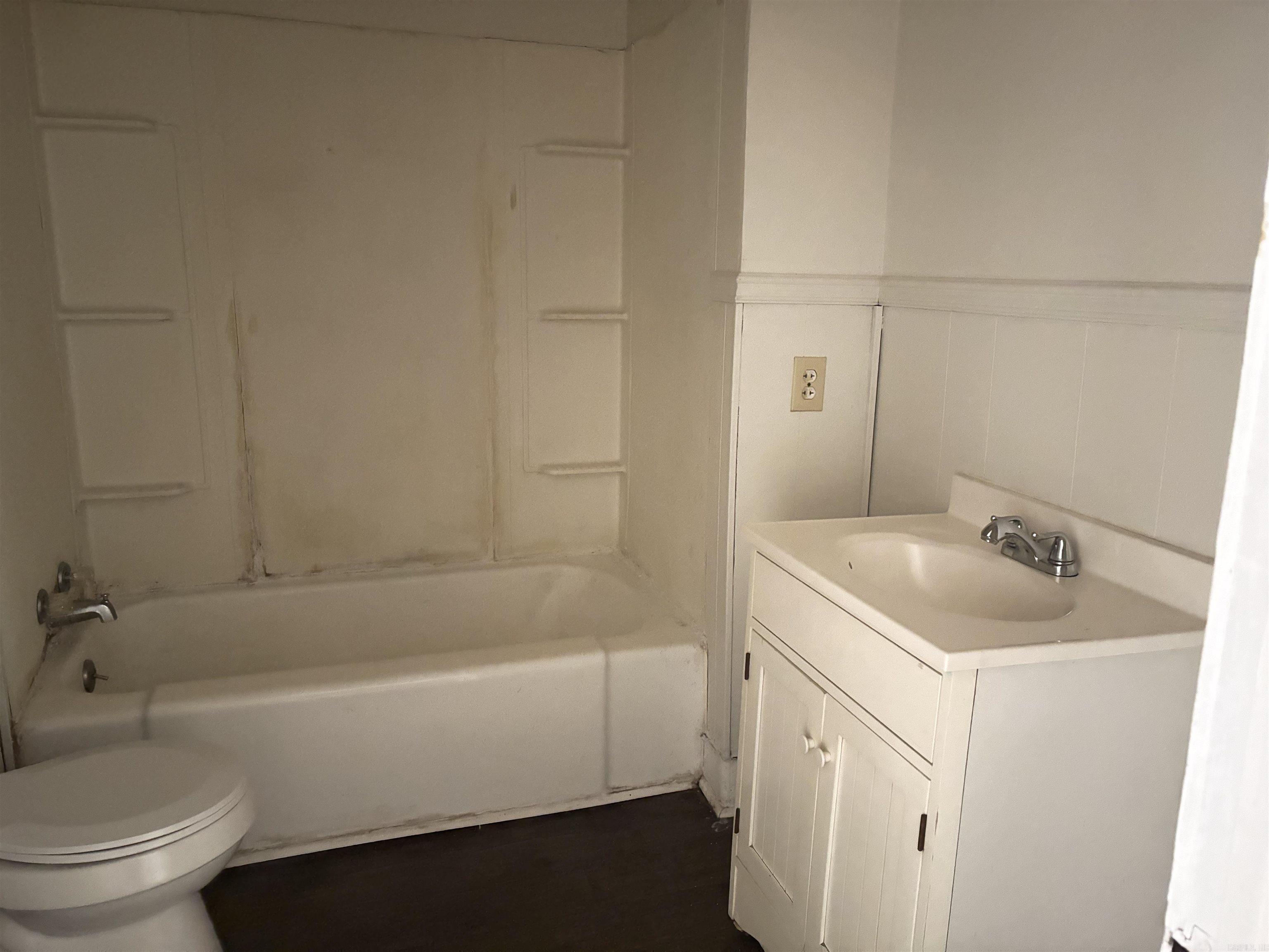 217 W 3rd St.  Rector, AR