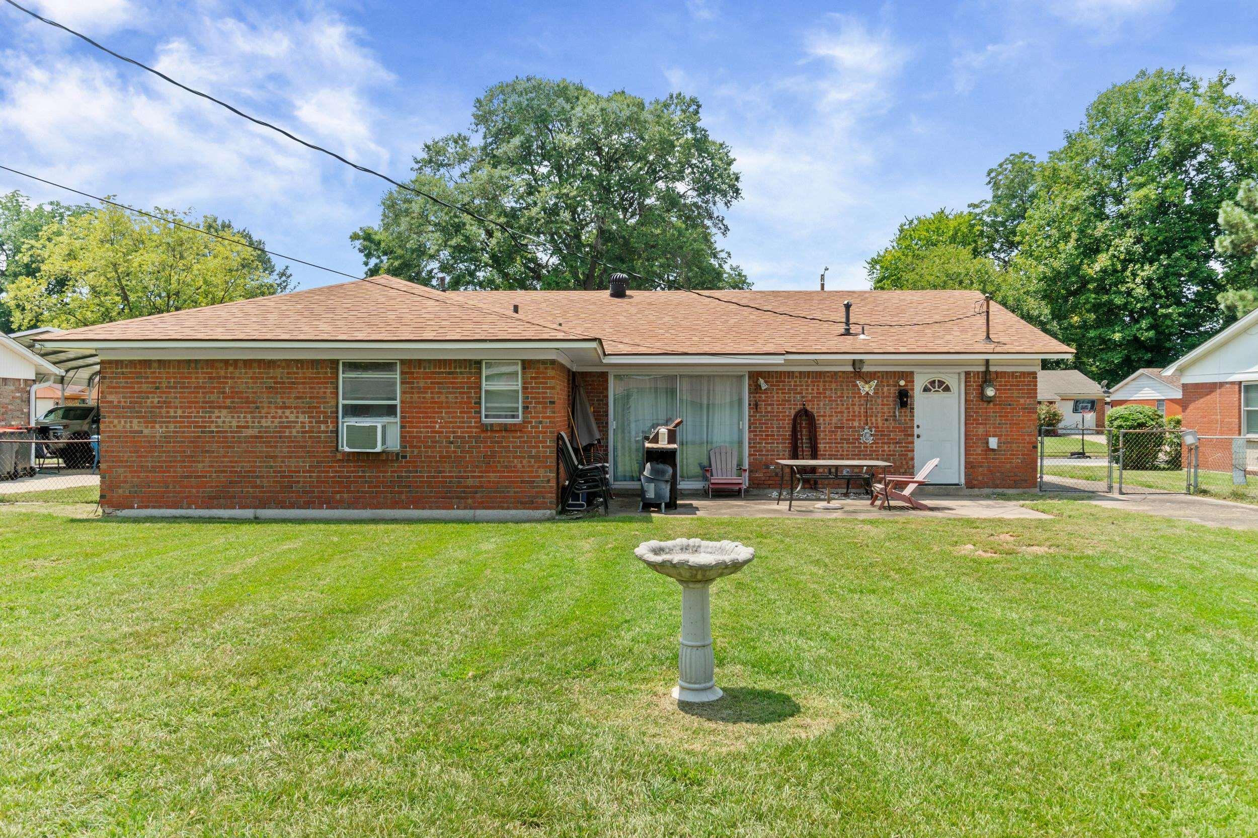 1307 S Dakota St  Pine Bluff, AR