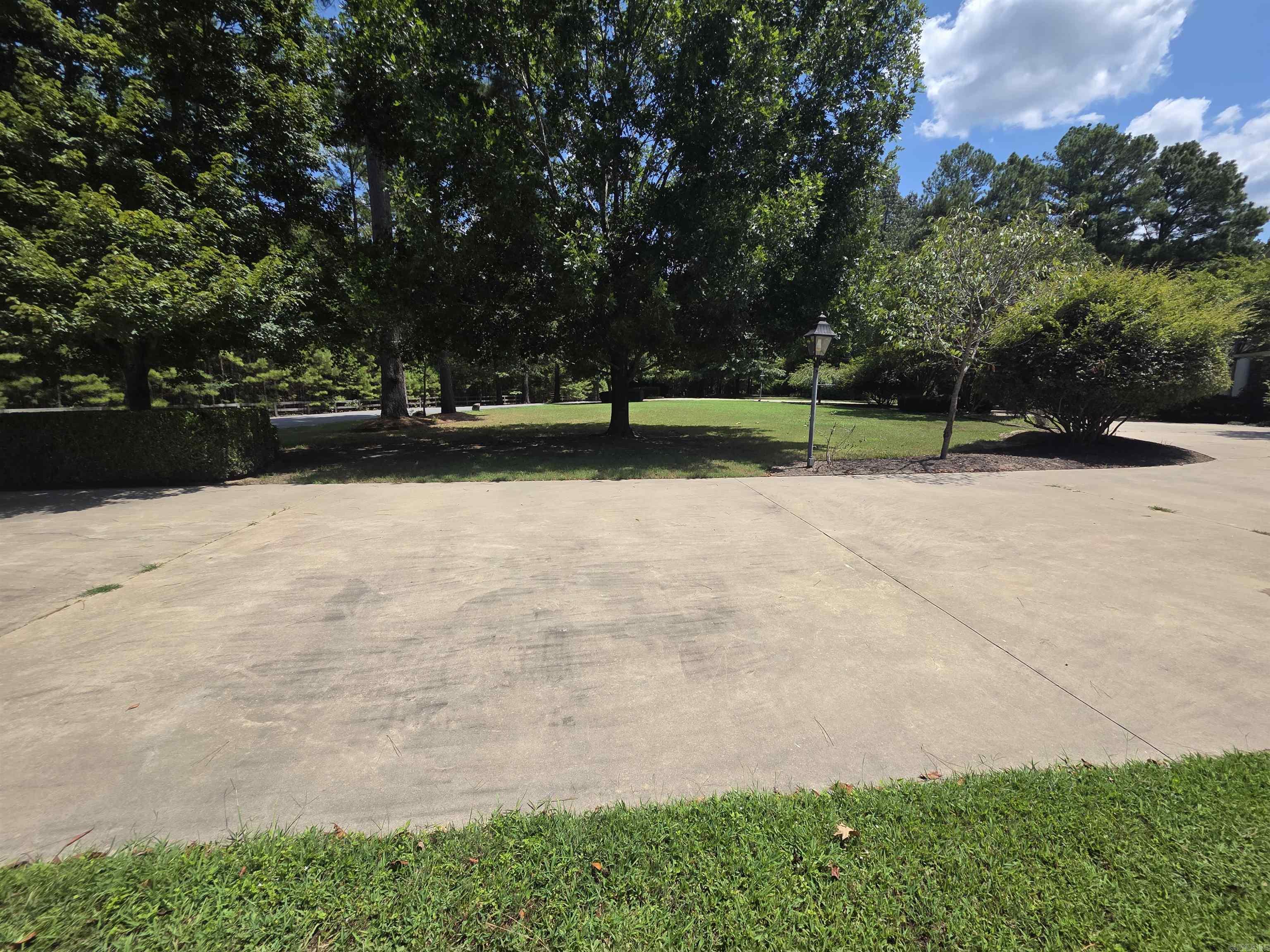 12 Stoneridge  Pine Bluff, AR