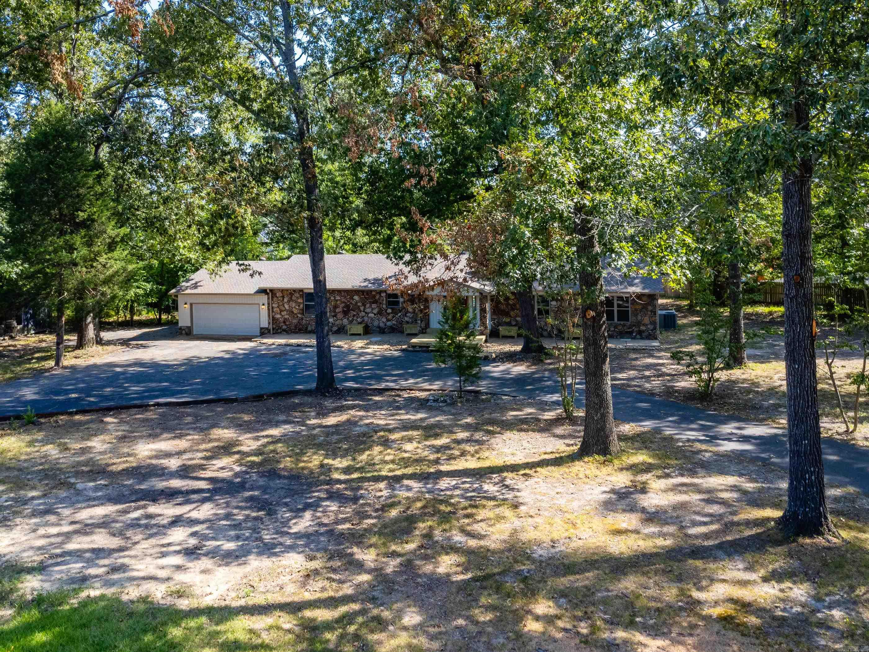 3025 Razorback Road Benton, AR 72015-8834