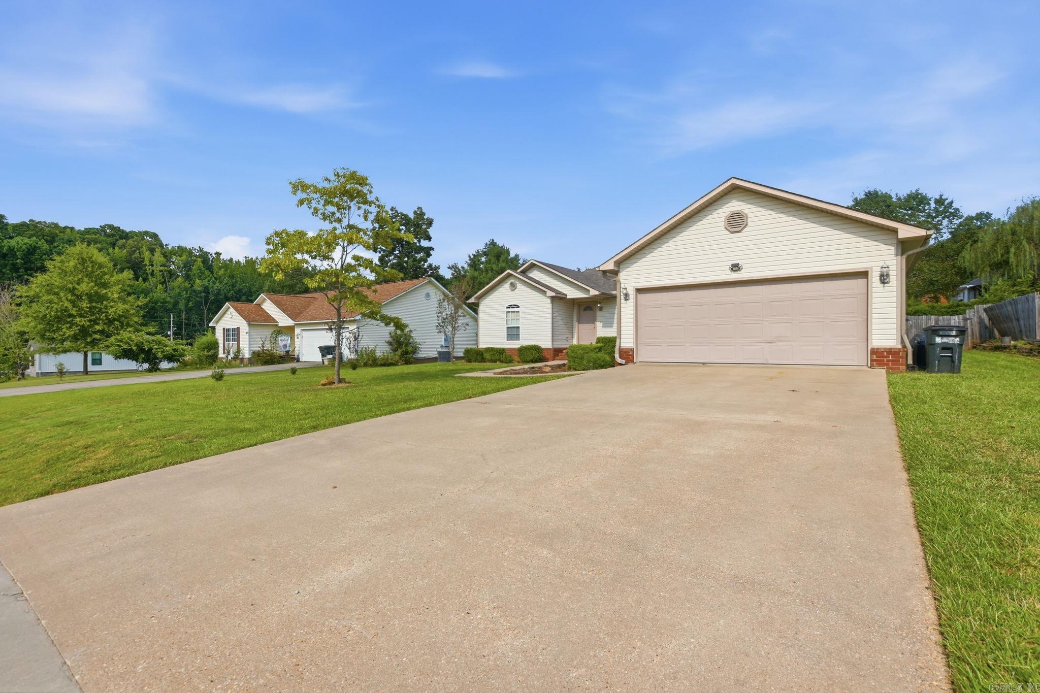 8 summit  Sheridan, AR