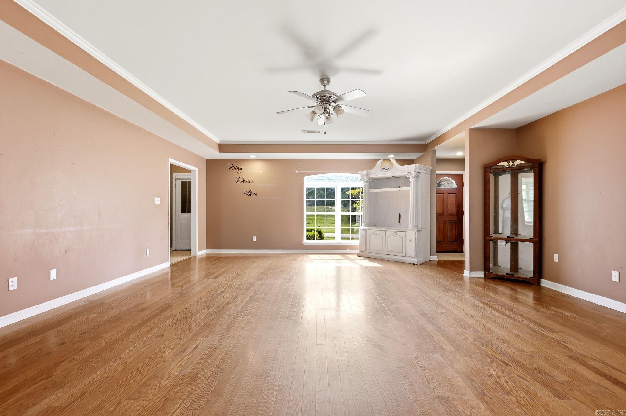 8 summit  Sheridan, AR