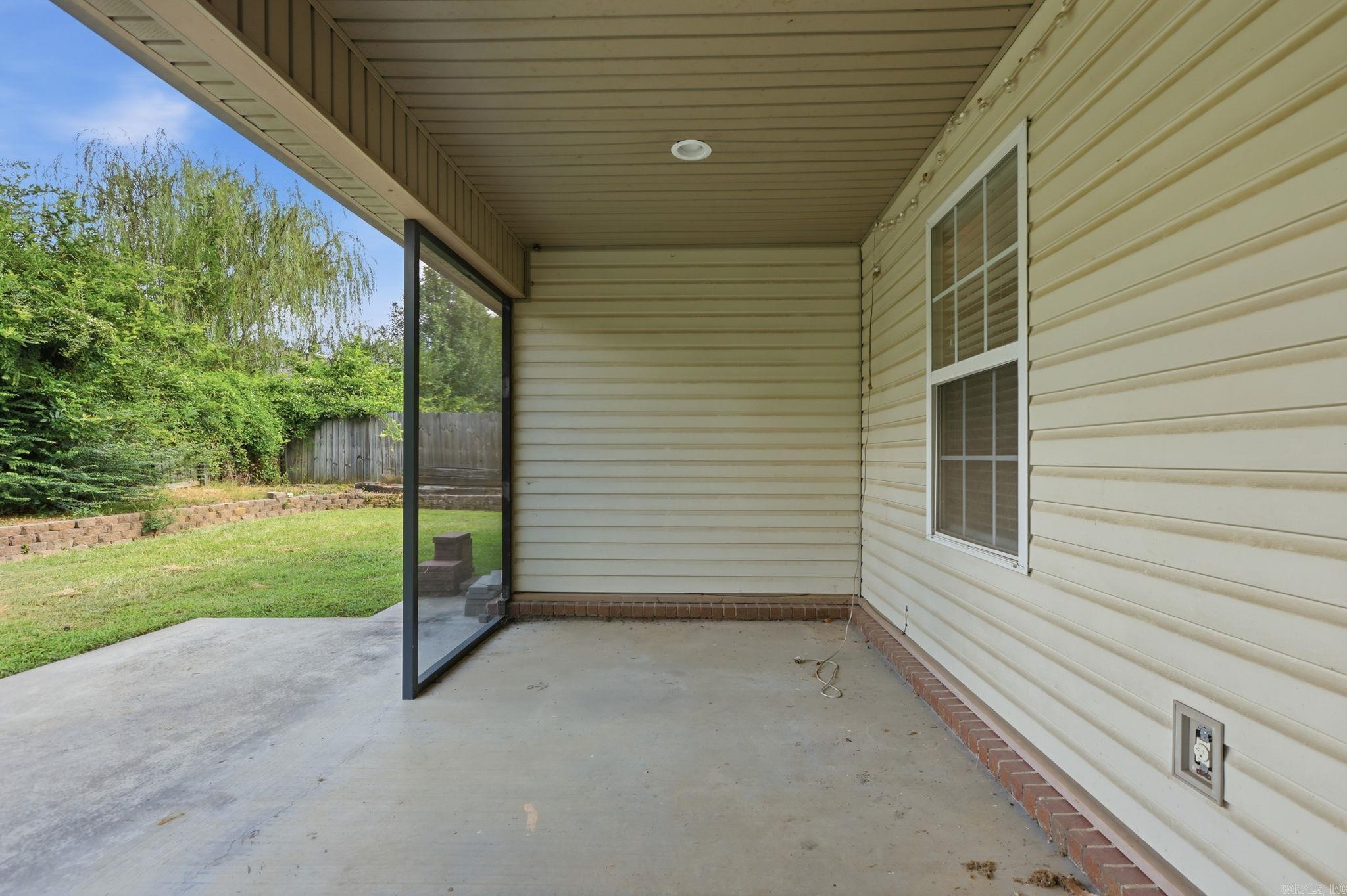 8 summit  Sheridan, AR