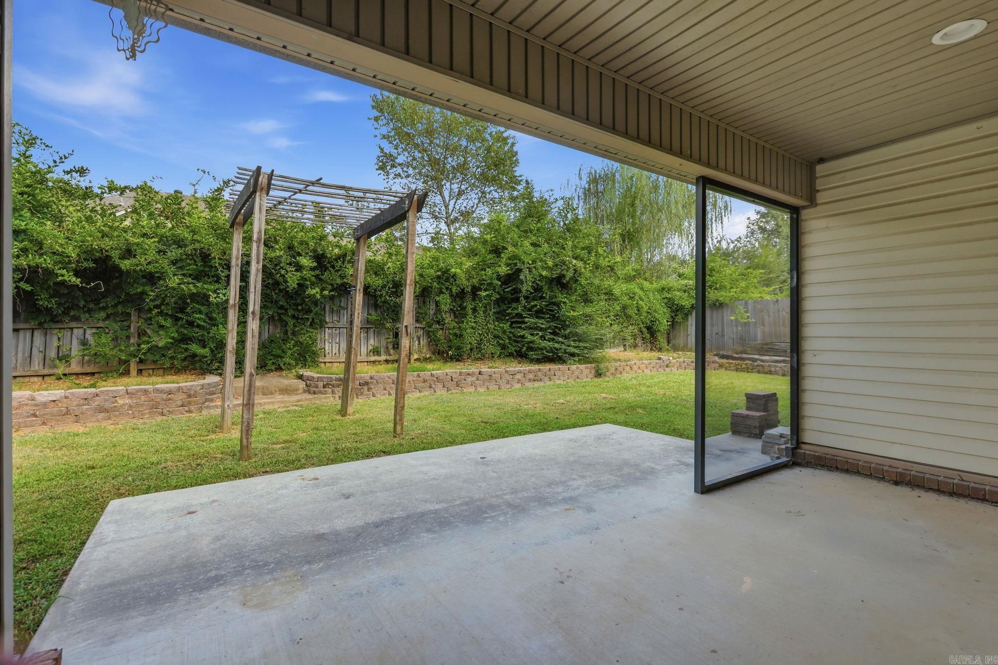 8 summit  Sheridan, AR