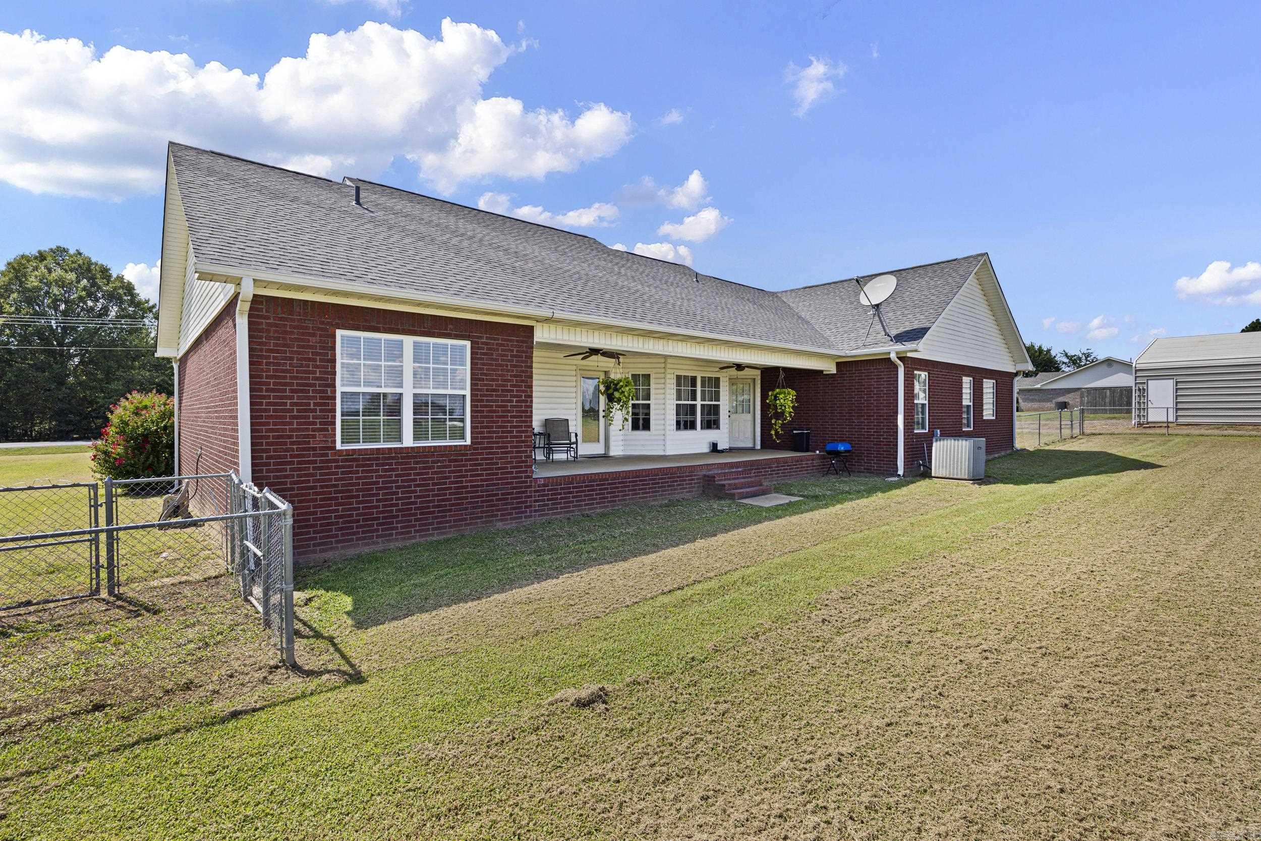 17830 N State Hwy 7  Dardanelle, AR