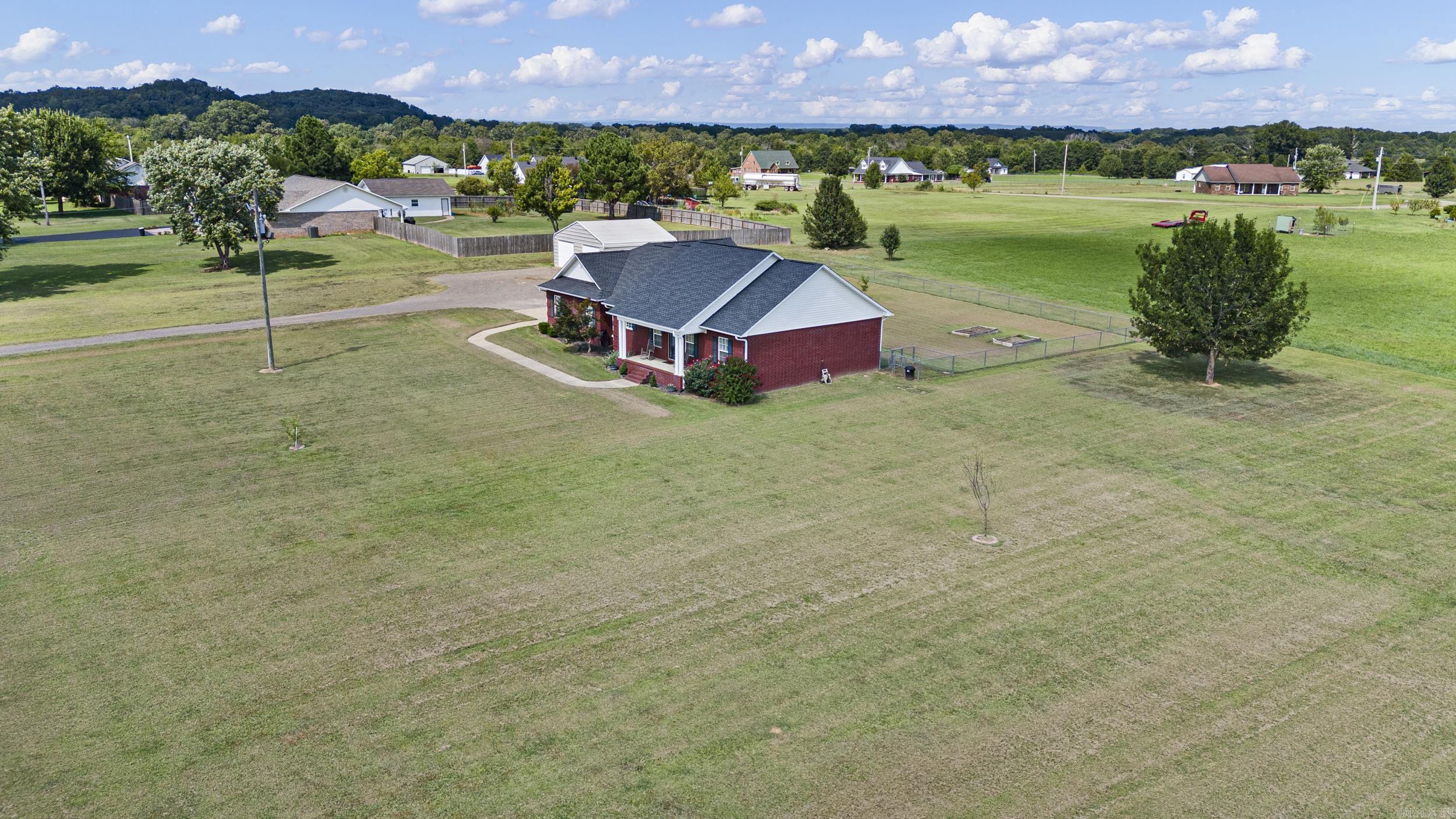 17830 N State Hwy 7  Dardanelle, AR