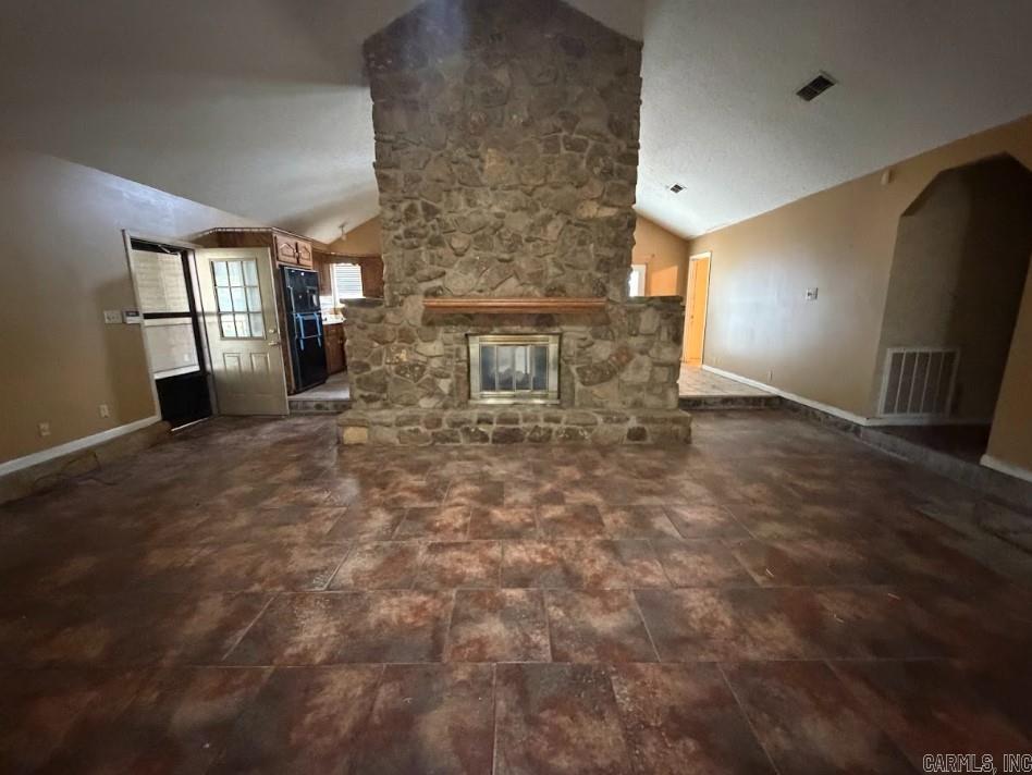 102 Romeo  Lepanto, AR