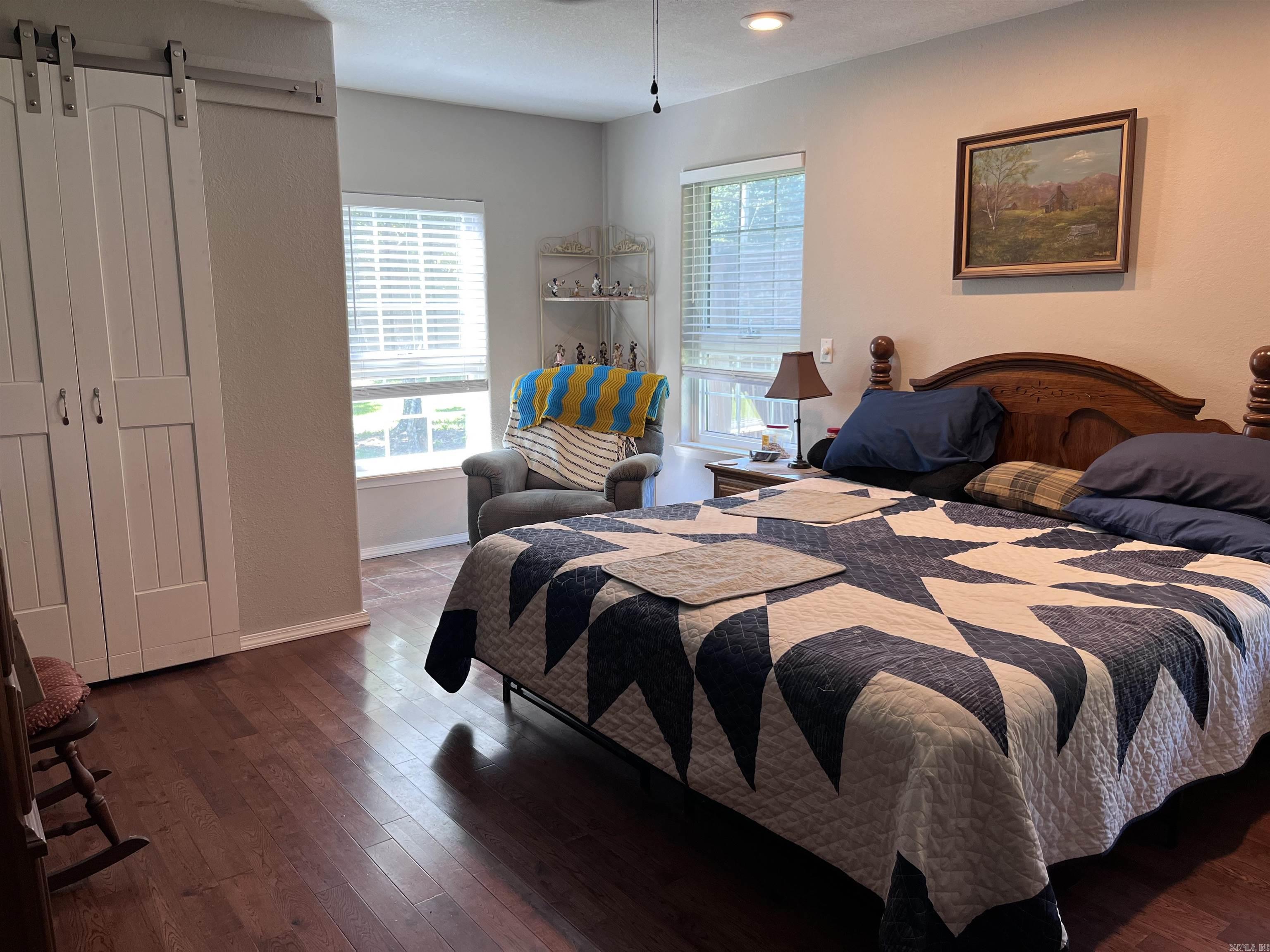 2076 Jimmy Creek  Fox, AR