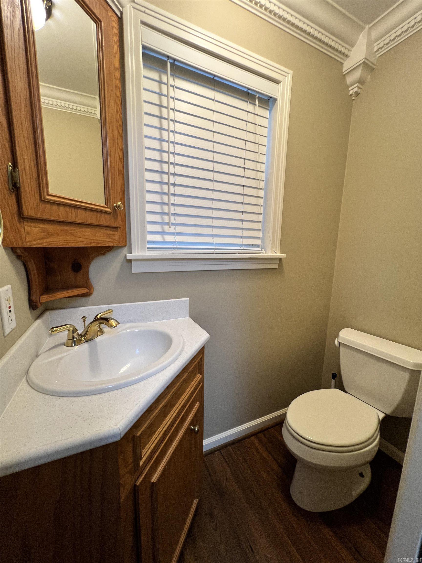 204 ROOSEVELT Drive Star City, AR 71667