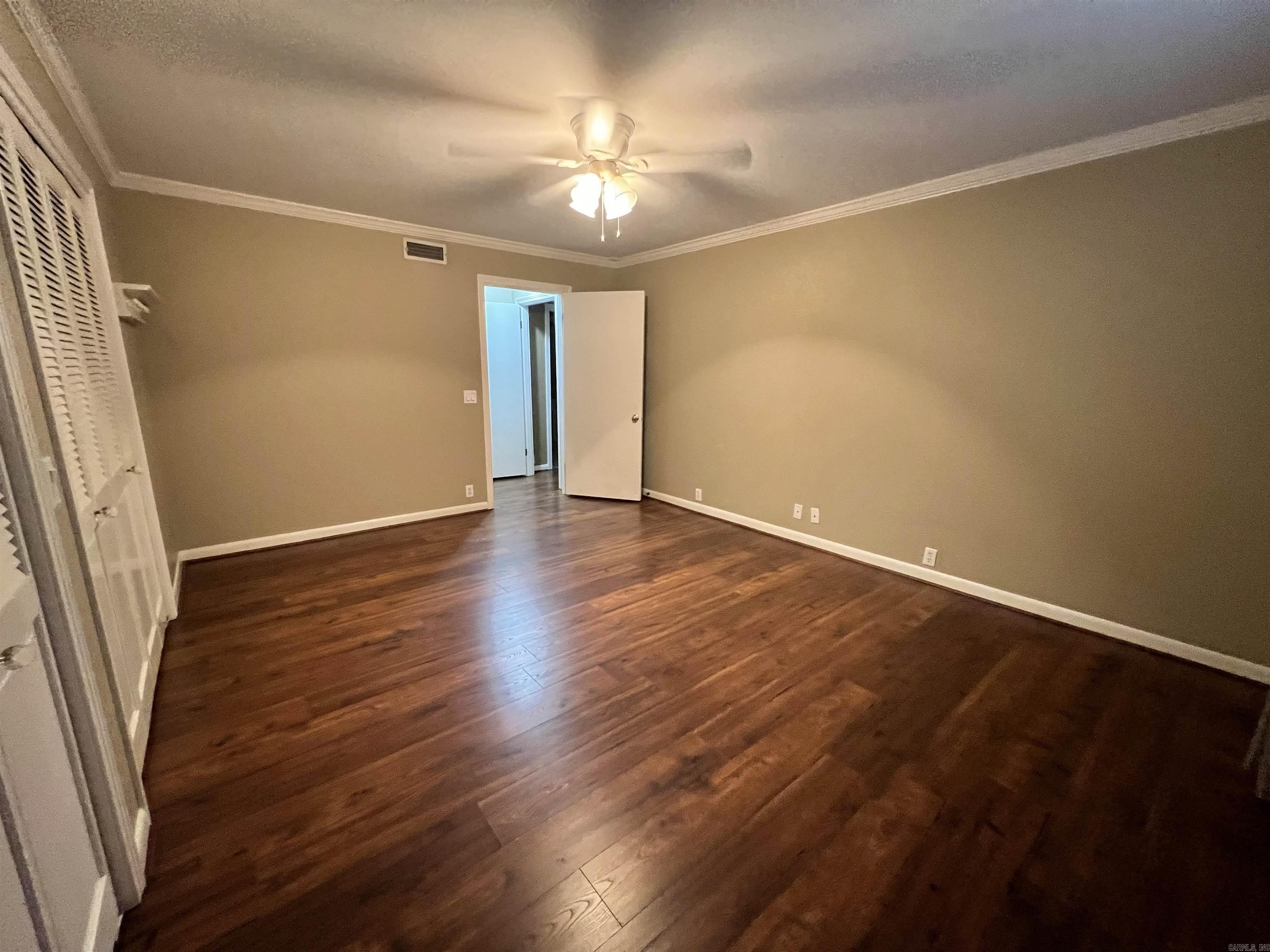 204 ROOSEVELT Drive Star City, AR 71667