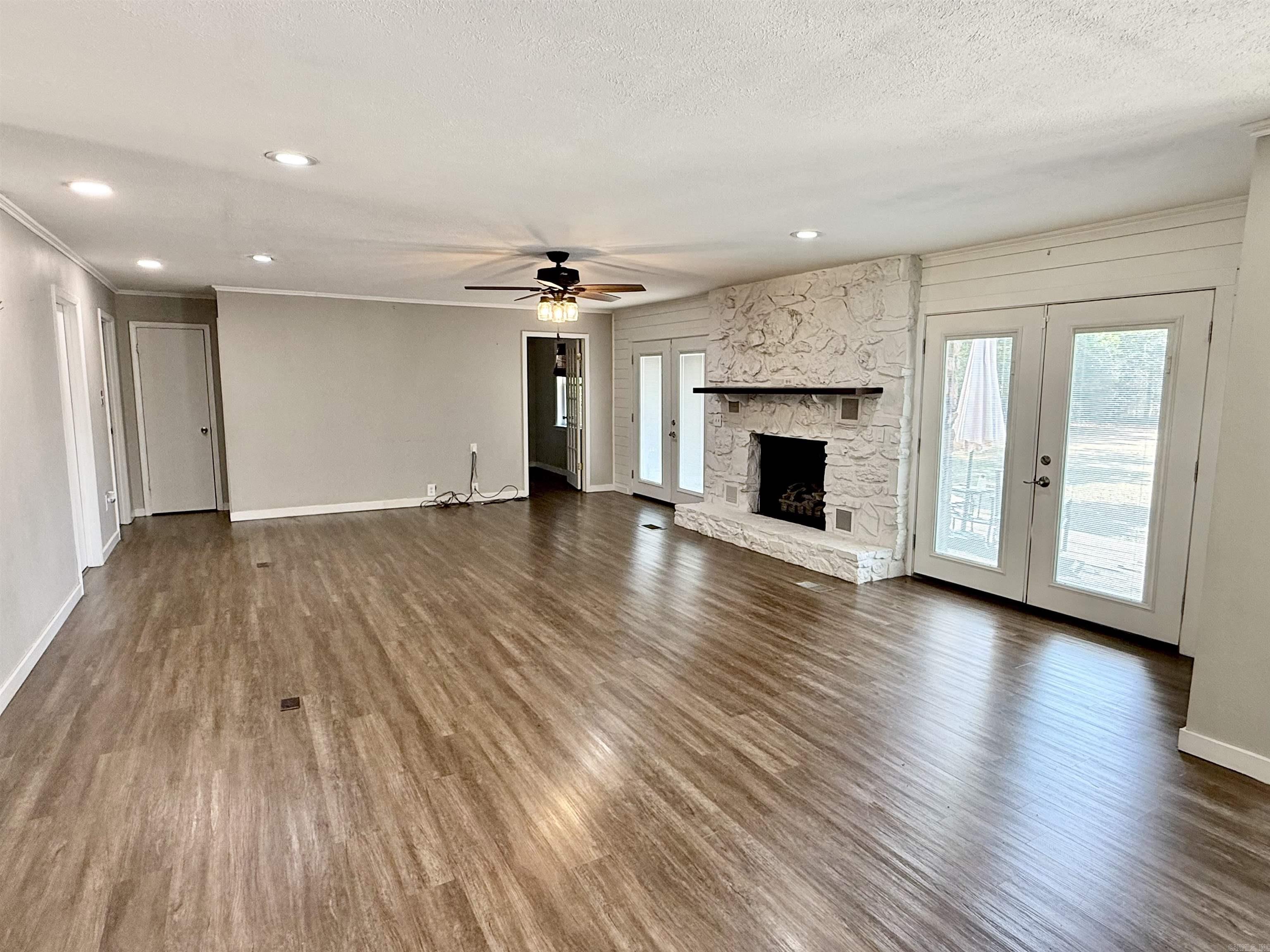 121 LongLeaf Dr  Searcy, AR