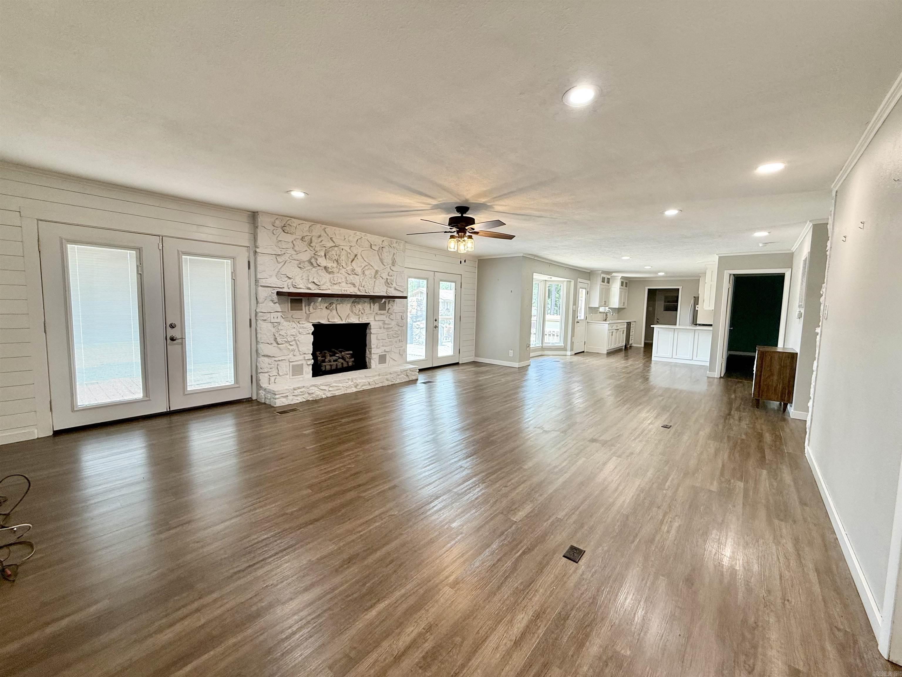 121 LongLeaf Dr  Searcy, AR