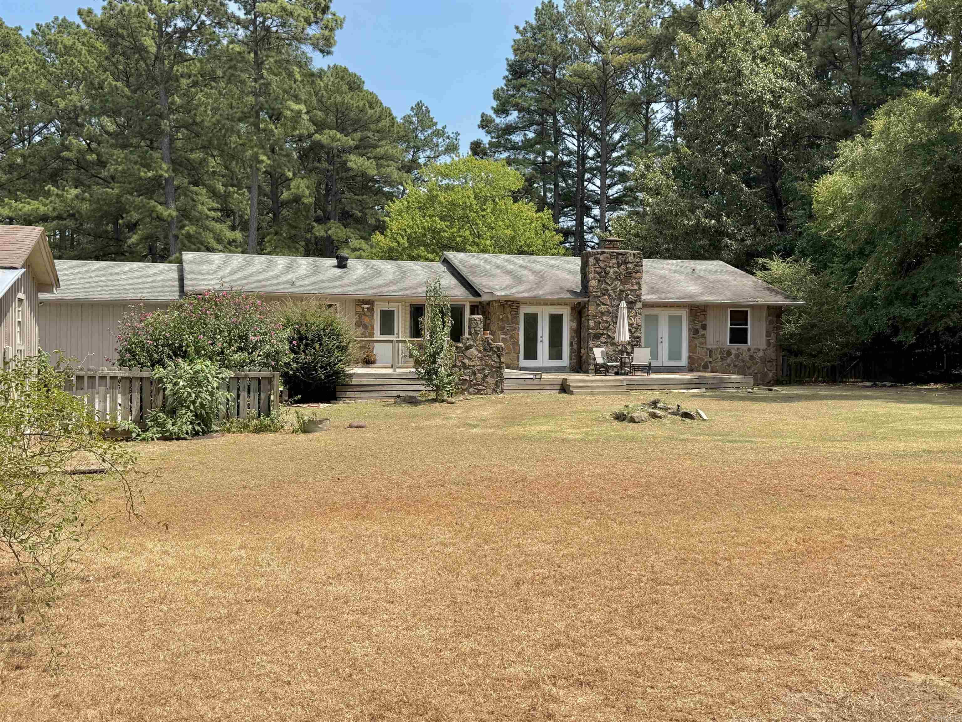 121 LongLeaf Dr  Searcy, AR