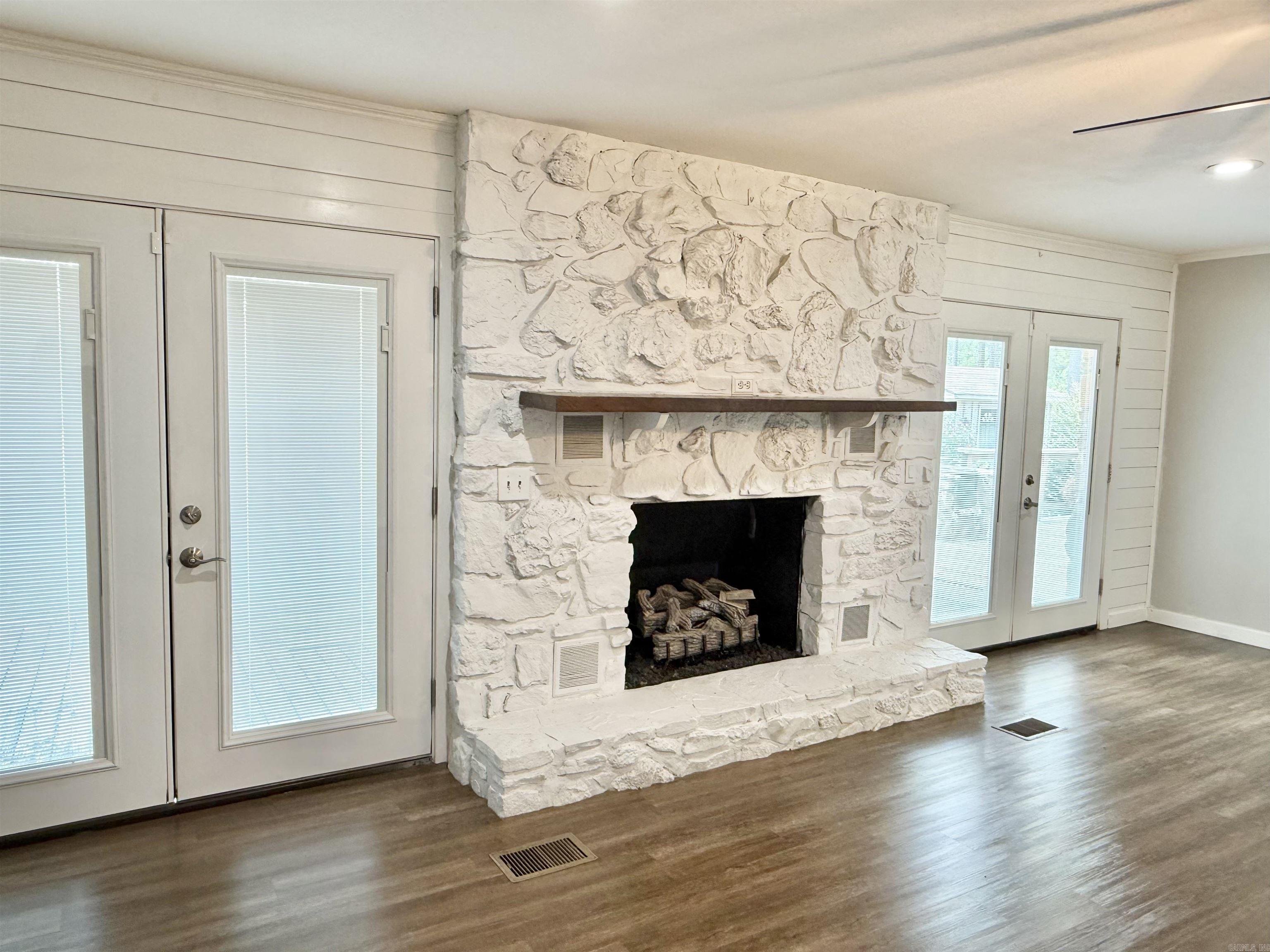 121 LongLeaf Dr  Searcy, AR
