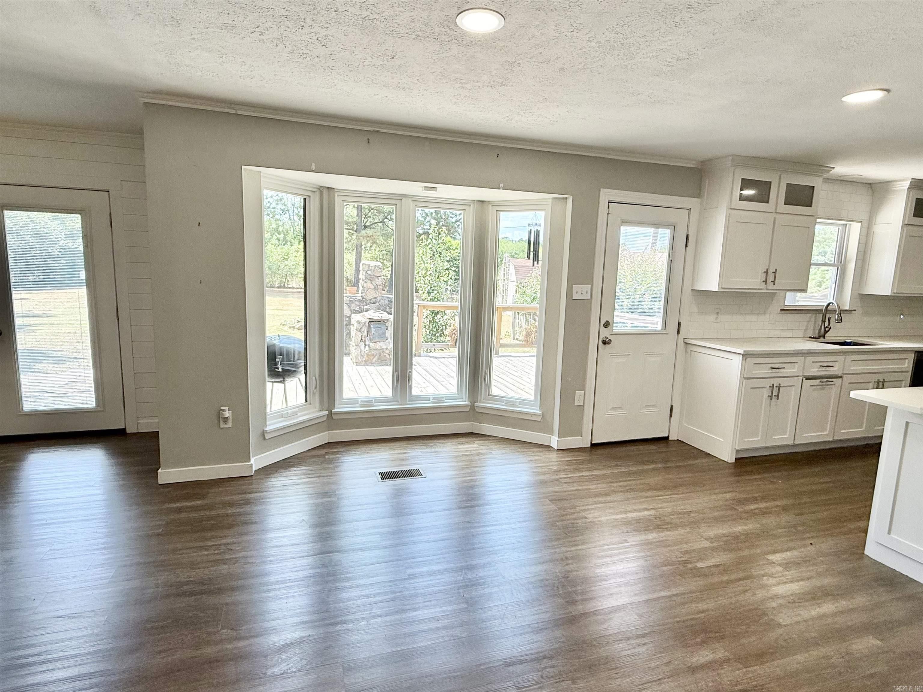 121 LongLeaf Dr  Searcy, AR