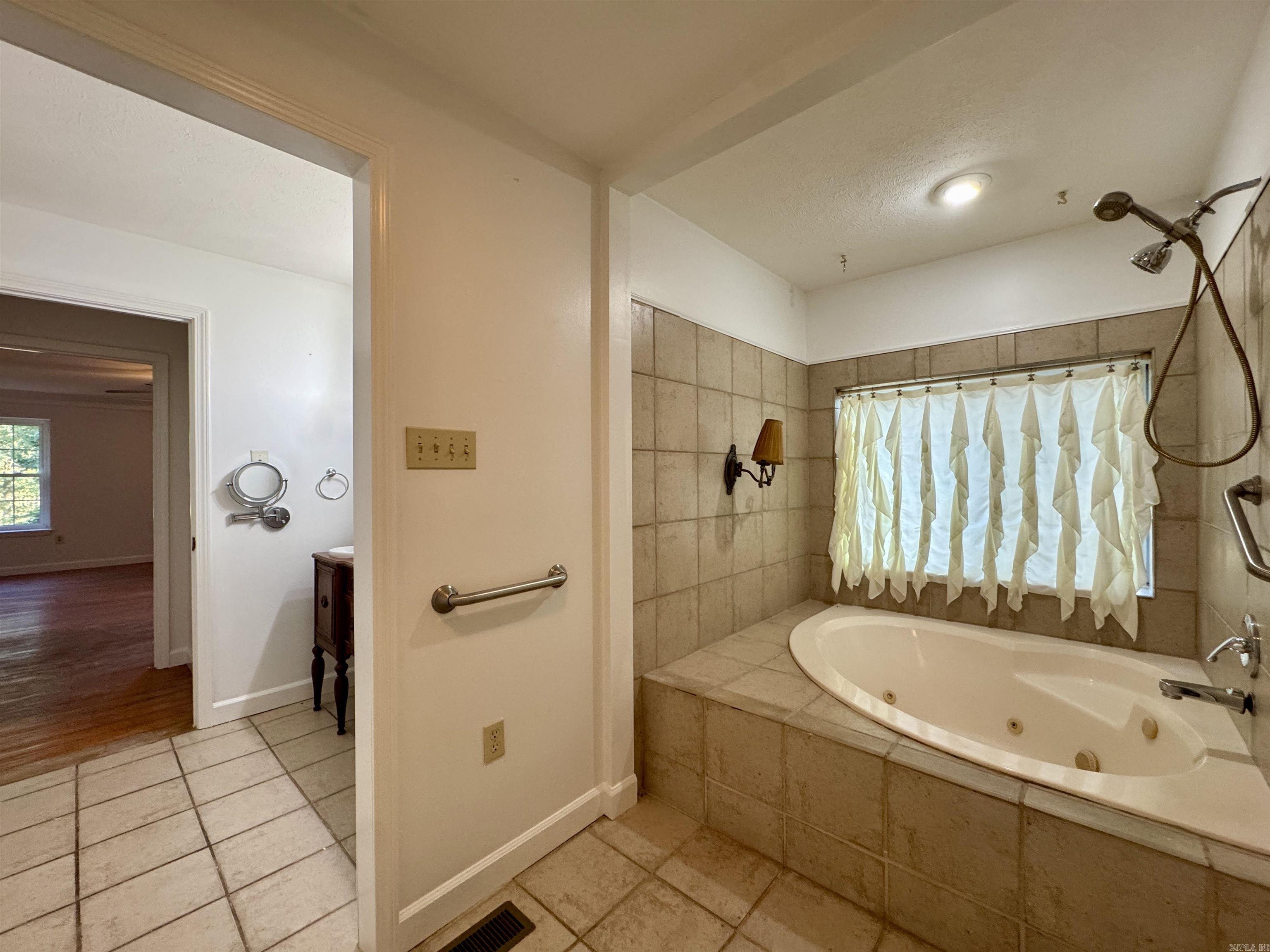 56 Brandon  Mayflower, AR