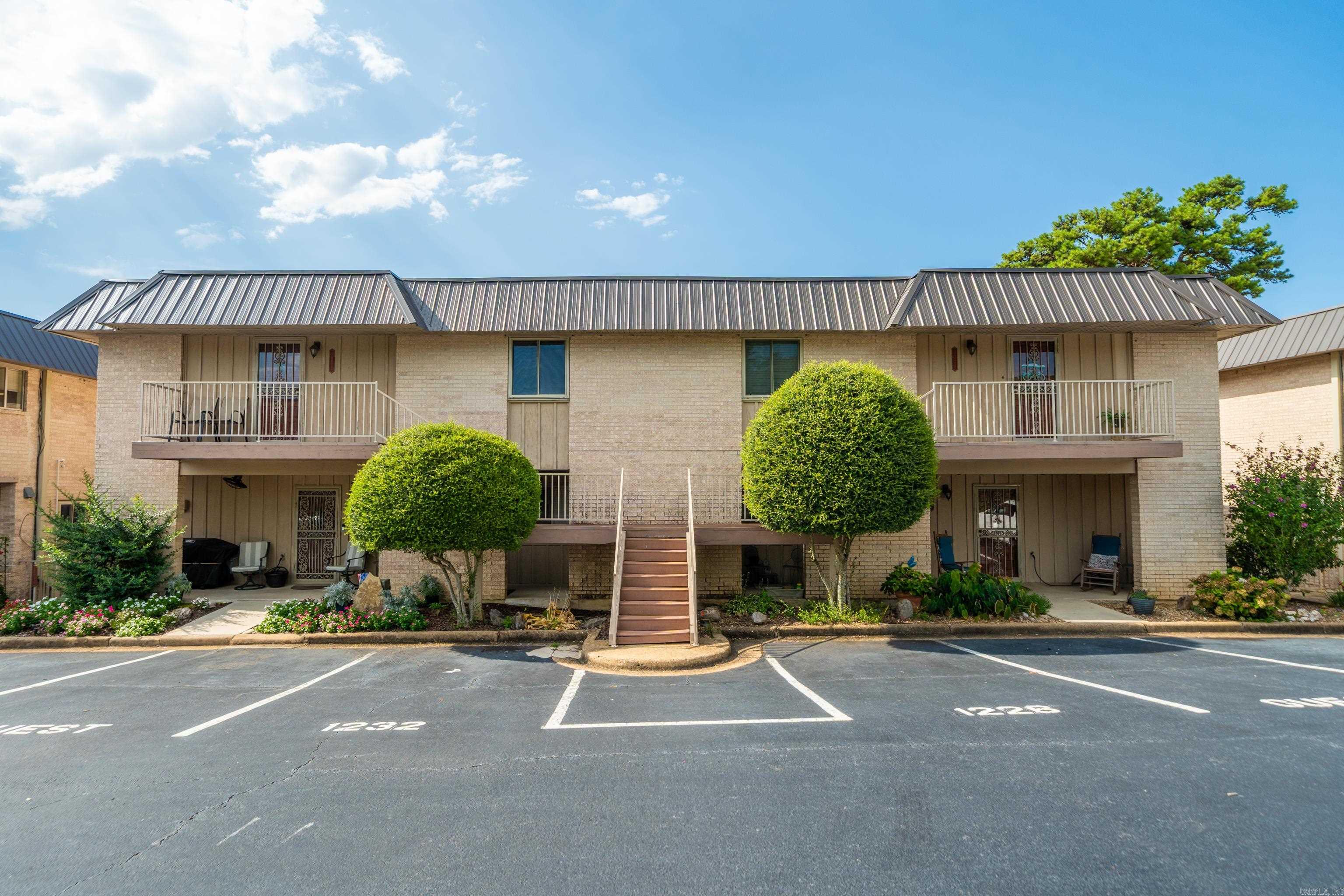 1226  Twin Points  Hot Springs, AR