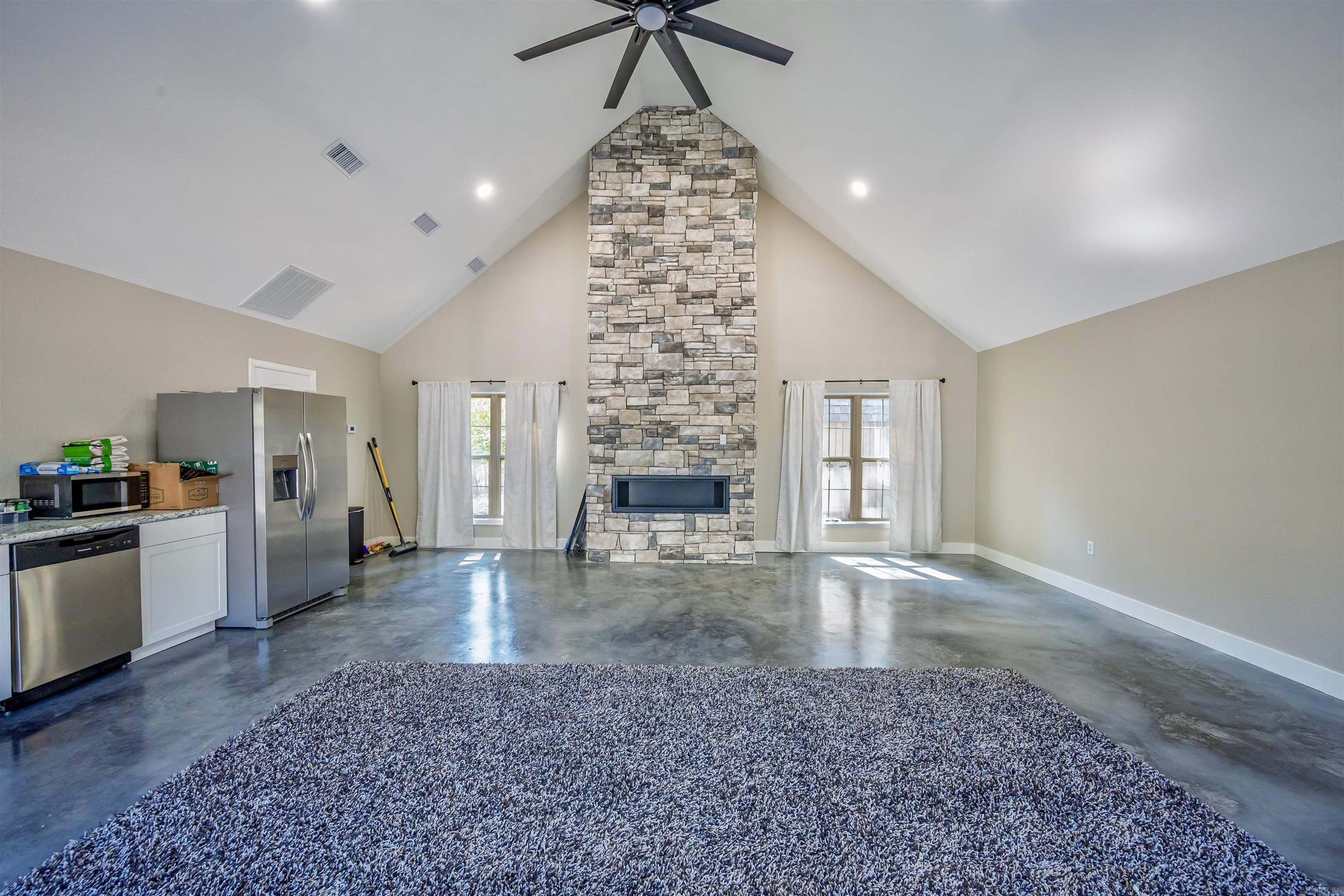 101 Leatherwood  Batesville, AR
