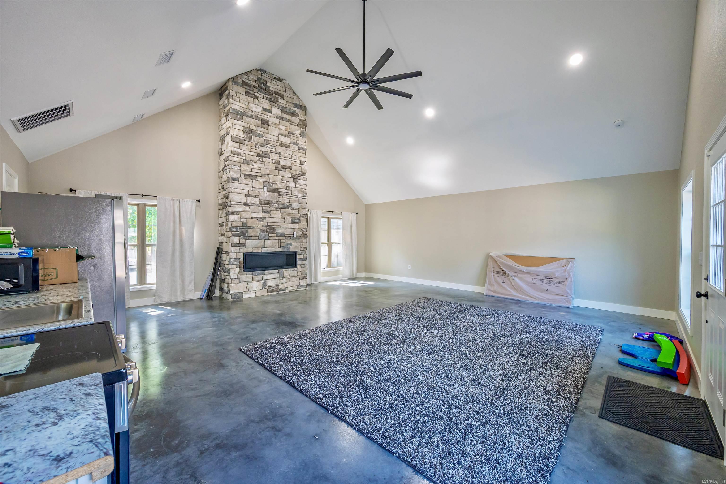 101 Leatherwood  Batesville, AR