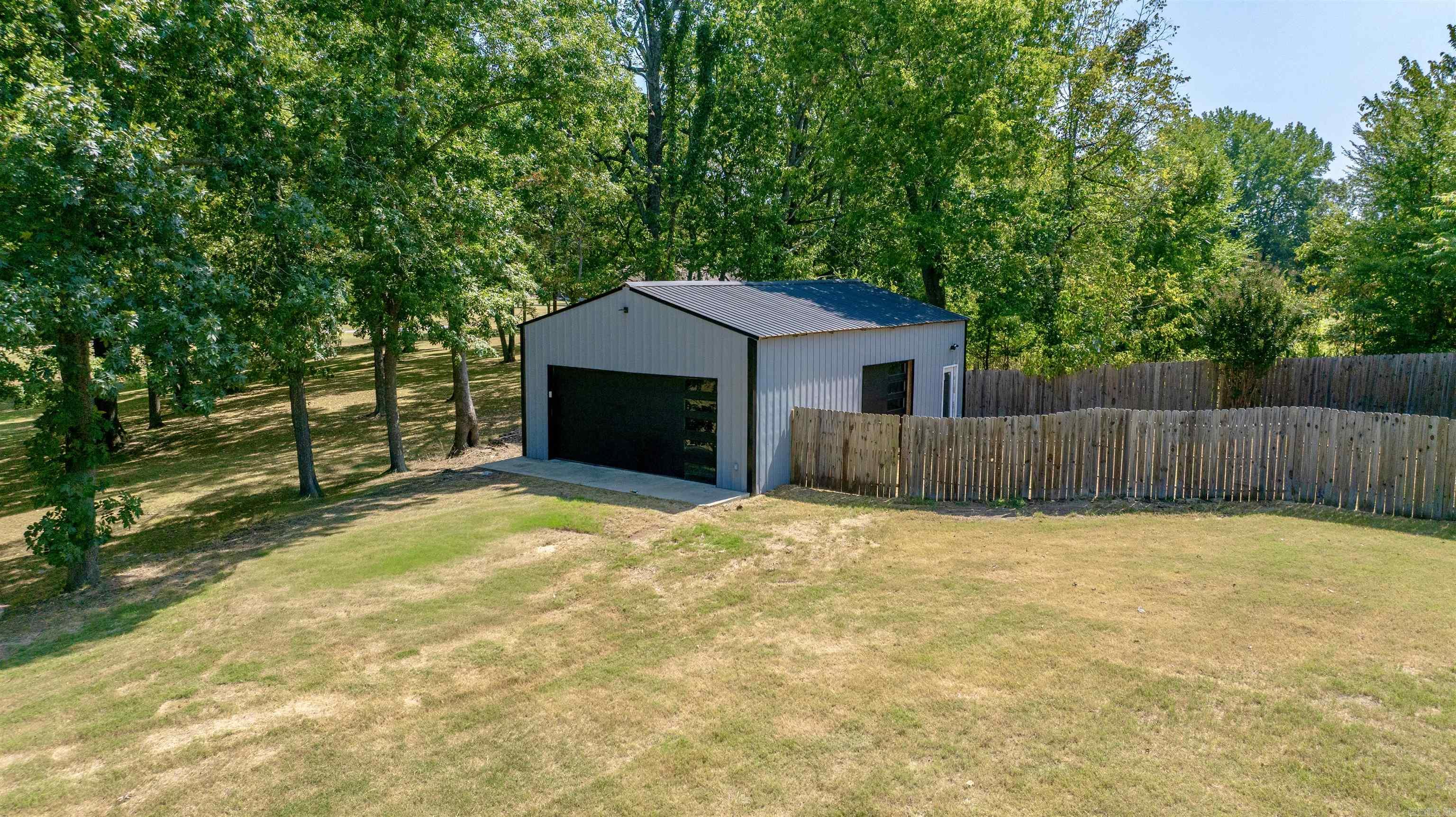 101 Leatherwood  Batesville, AR