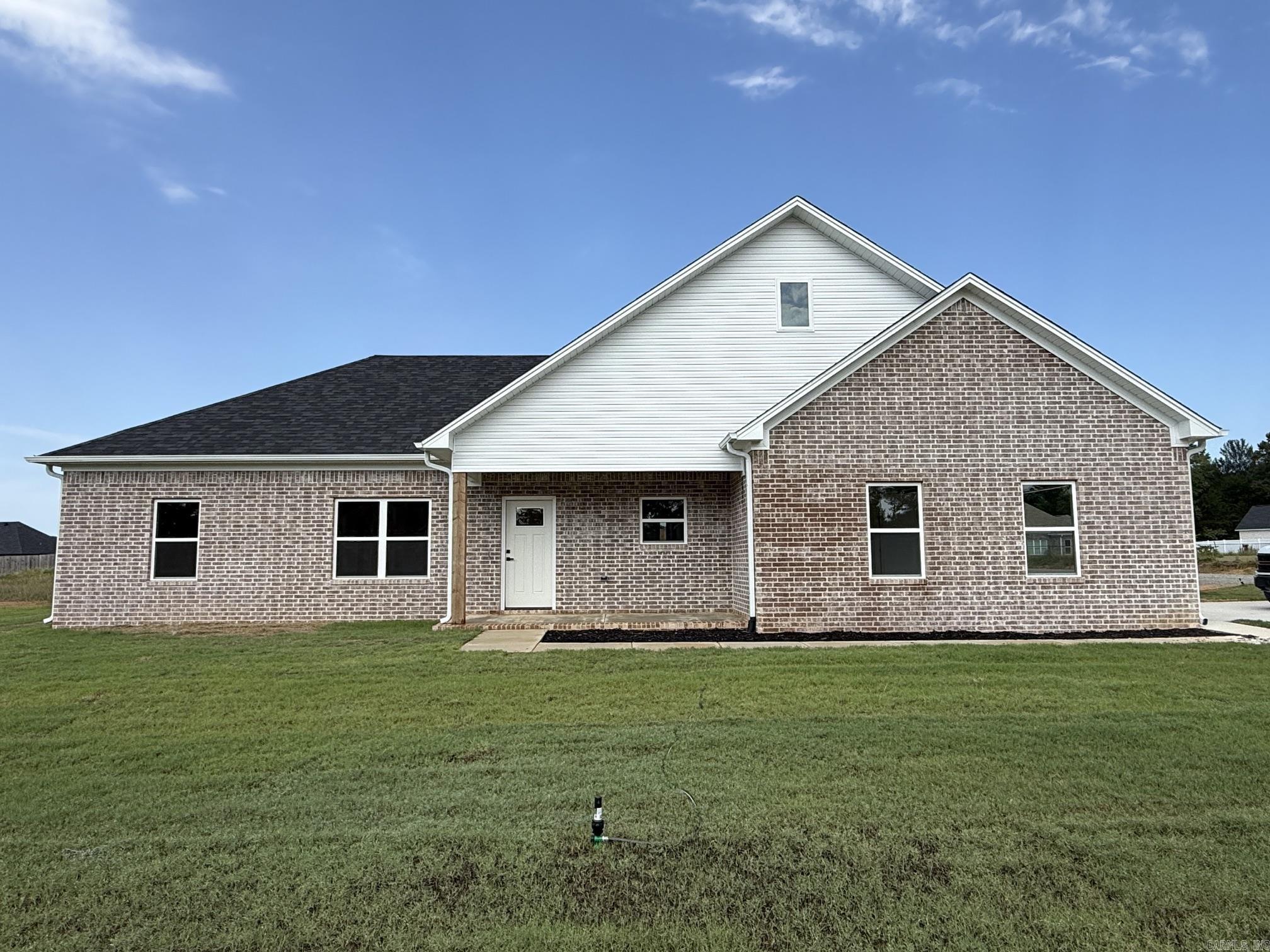 10  Odessa Davis Drive  Greenbrier, AR